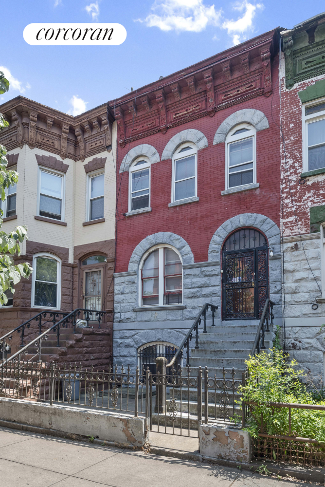 768 HALSEY Street