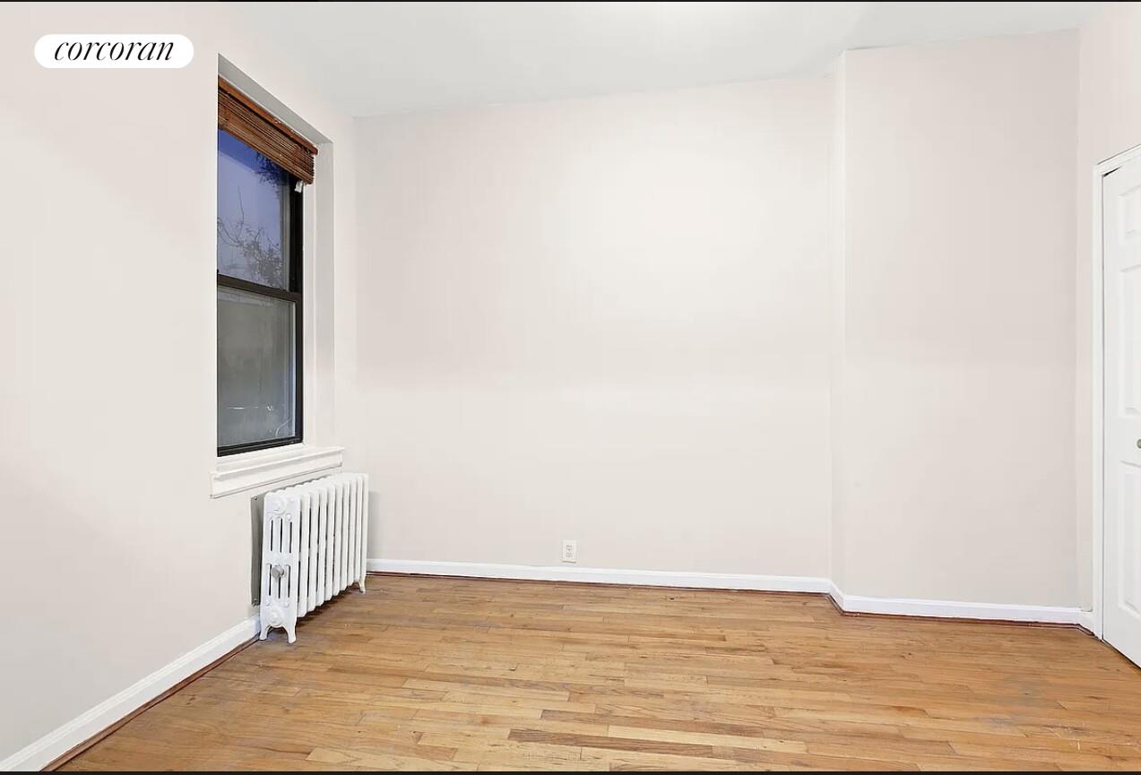 12 STERLING Place
