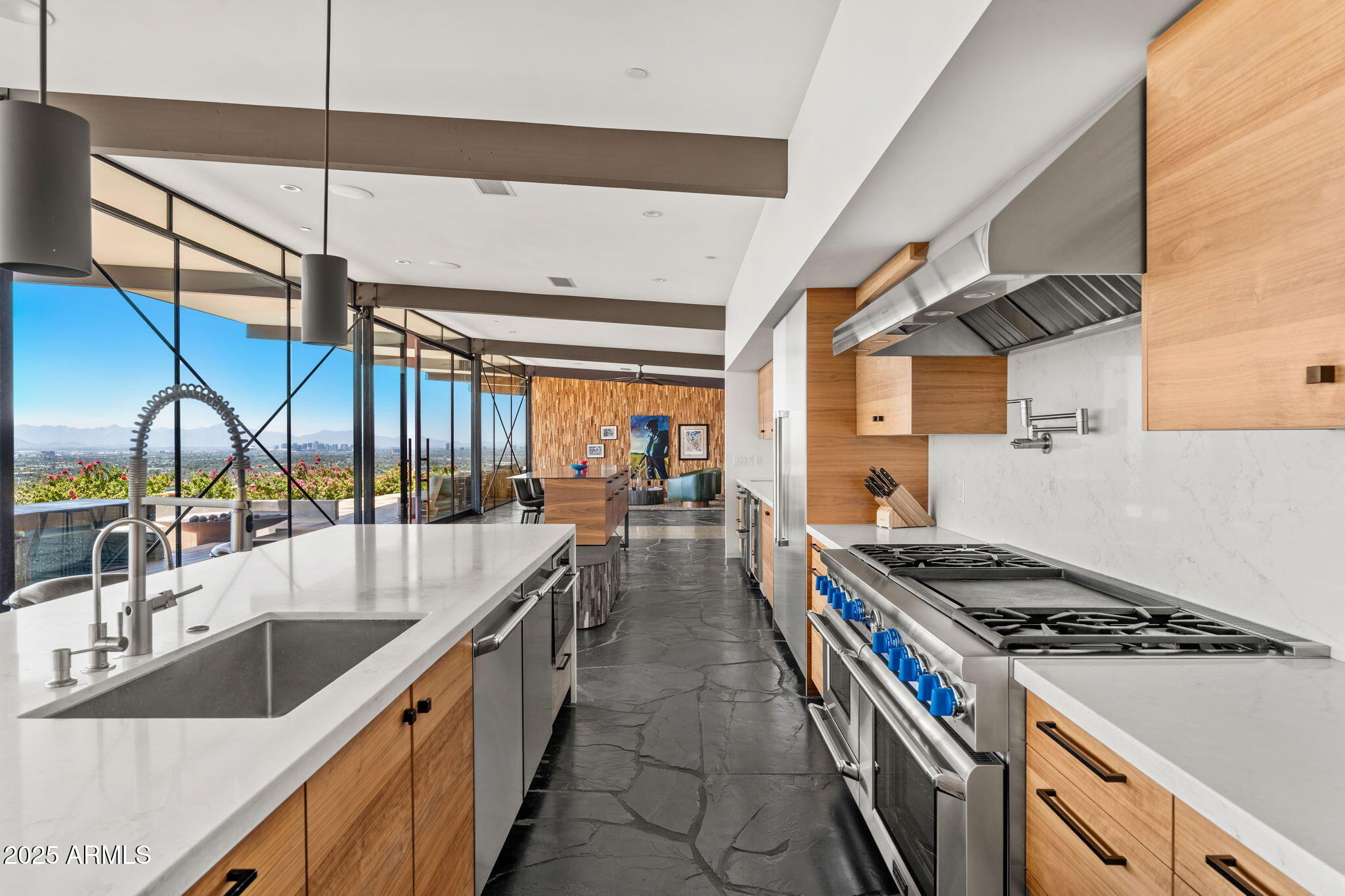 4925 E RED ROCK Drive 43