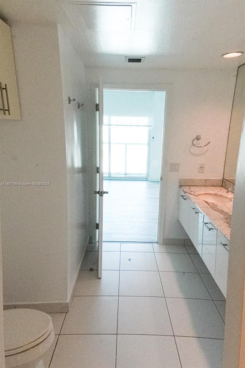 55 SE 6th St # 3403