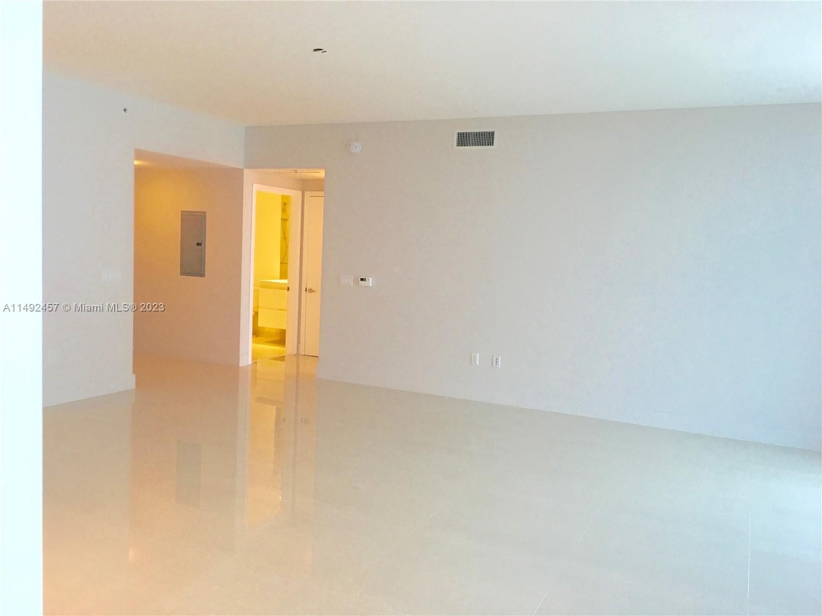 17301 Biscayne Blvd # 1203