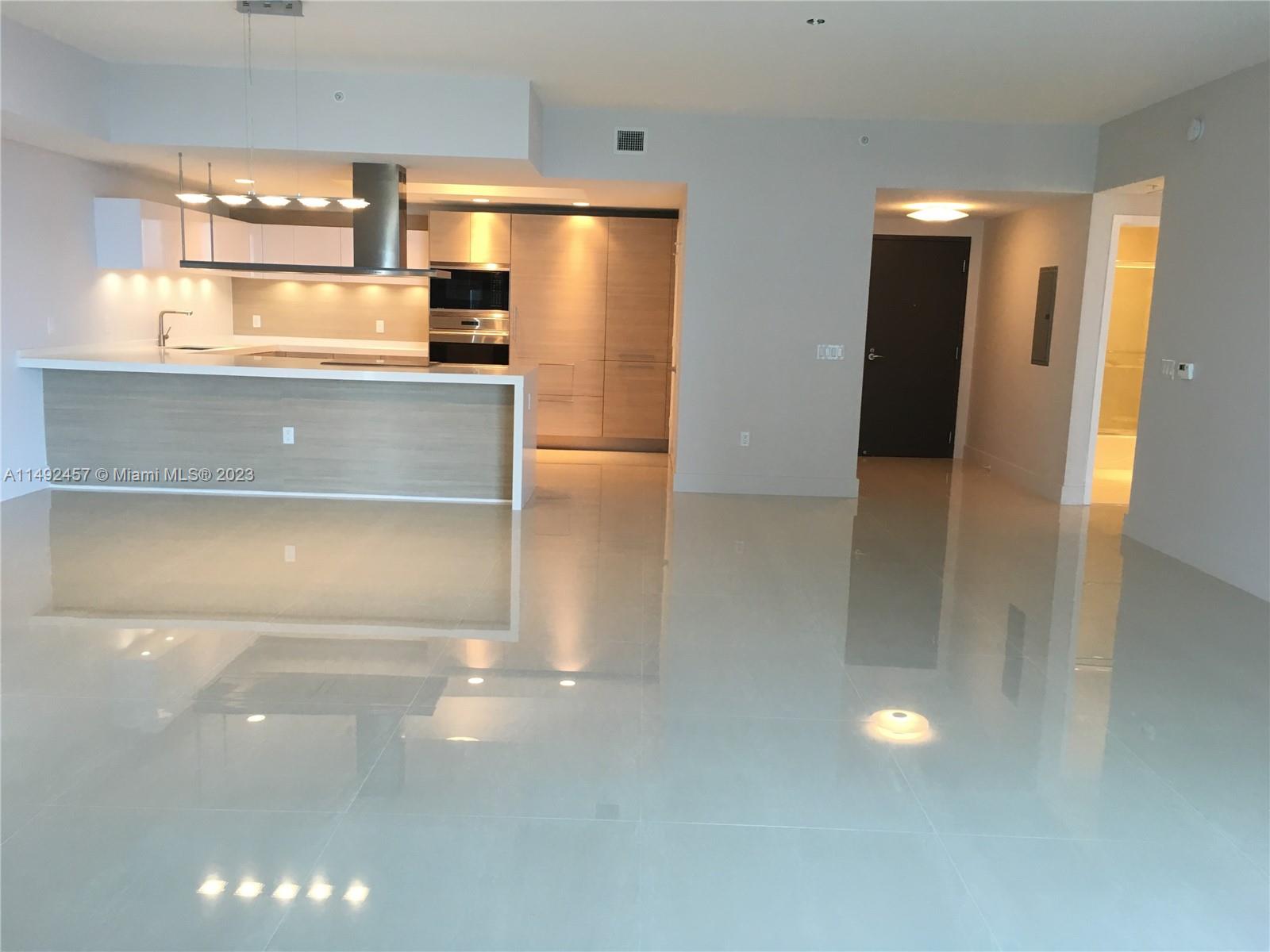 17301 Biscayne Blvd # 1203