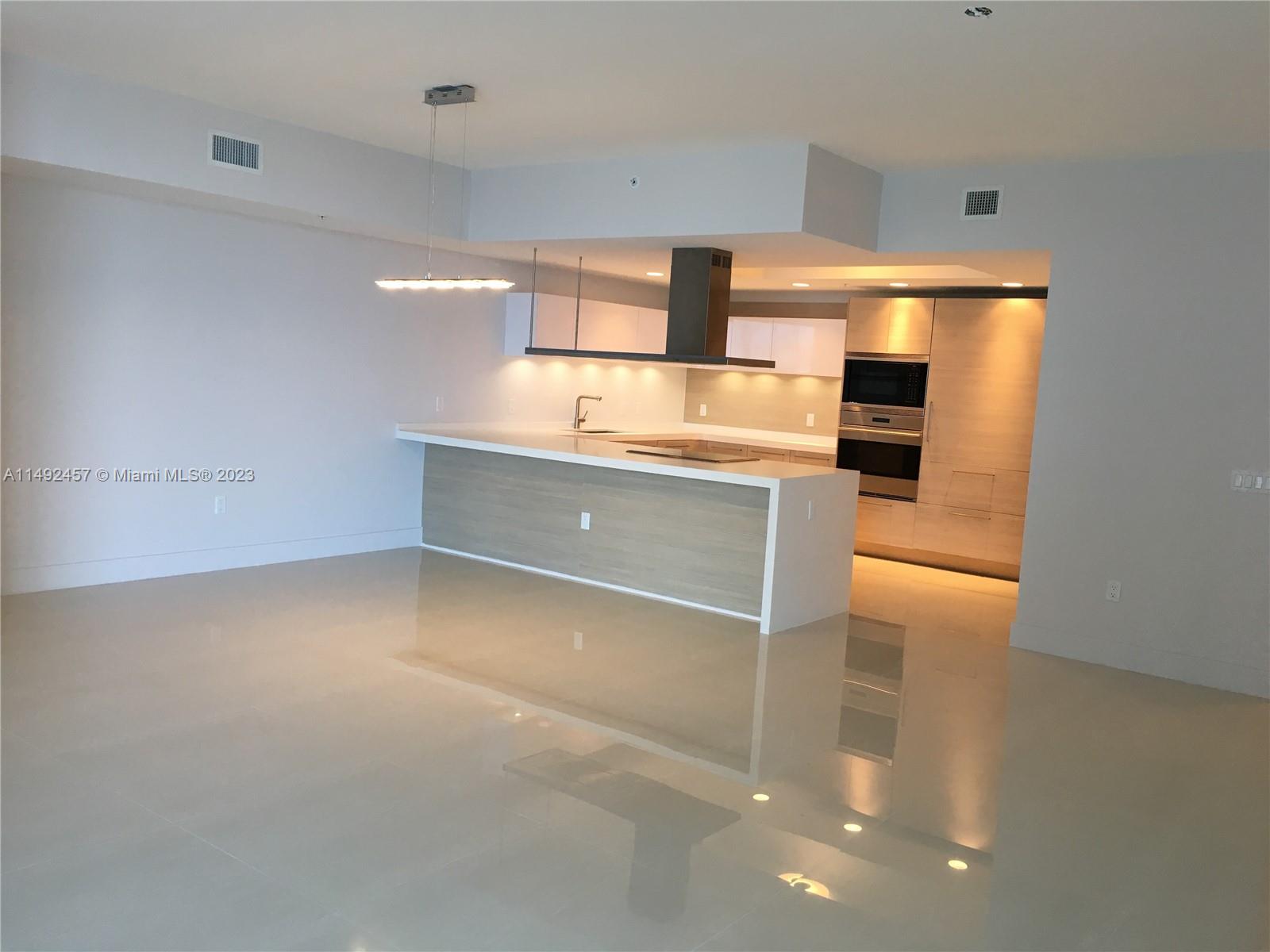 17301 Biscayne Blvd # 1203