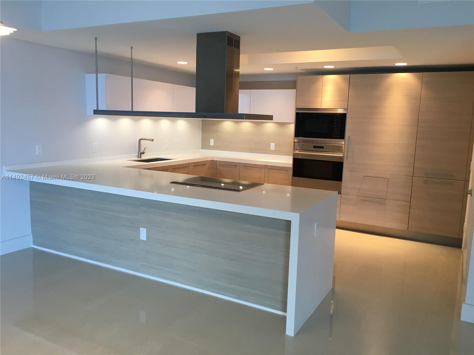 17301 Biscayne Blvd # 1203