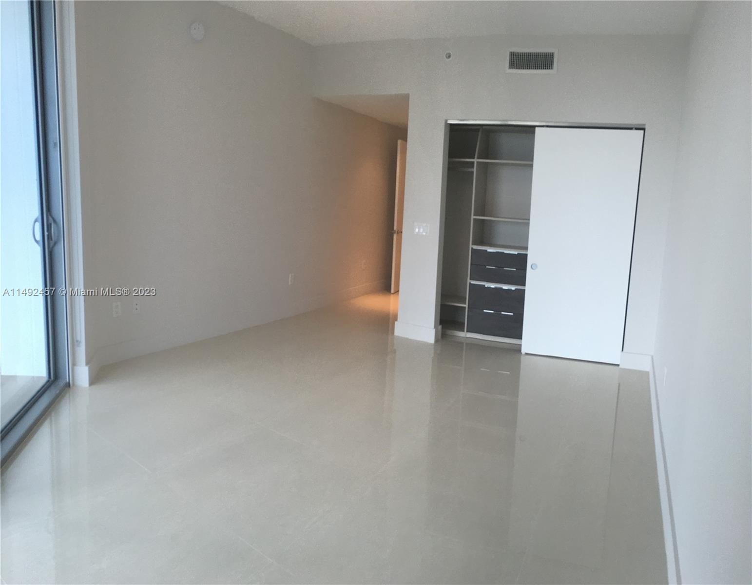 17301 Biscayne Blvd # 1203