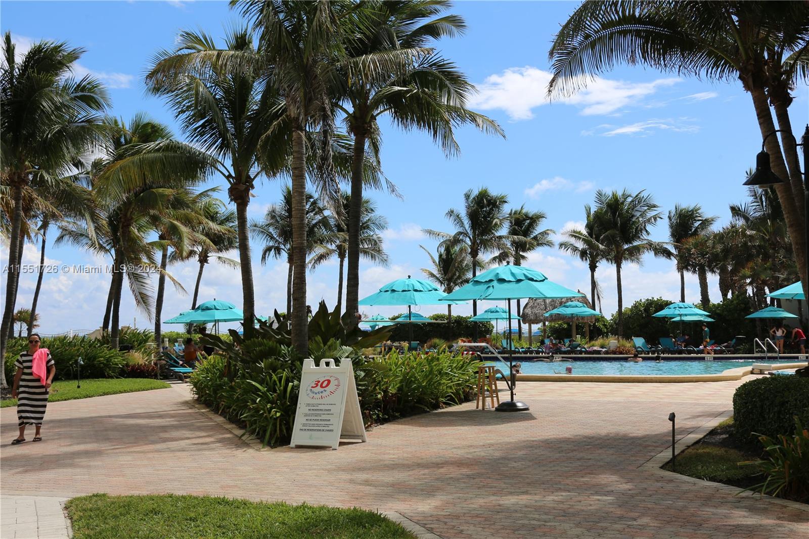3901 S Ocean Dr # 11P