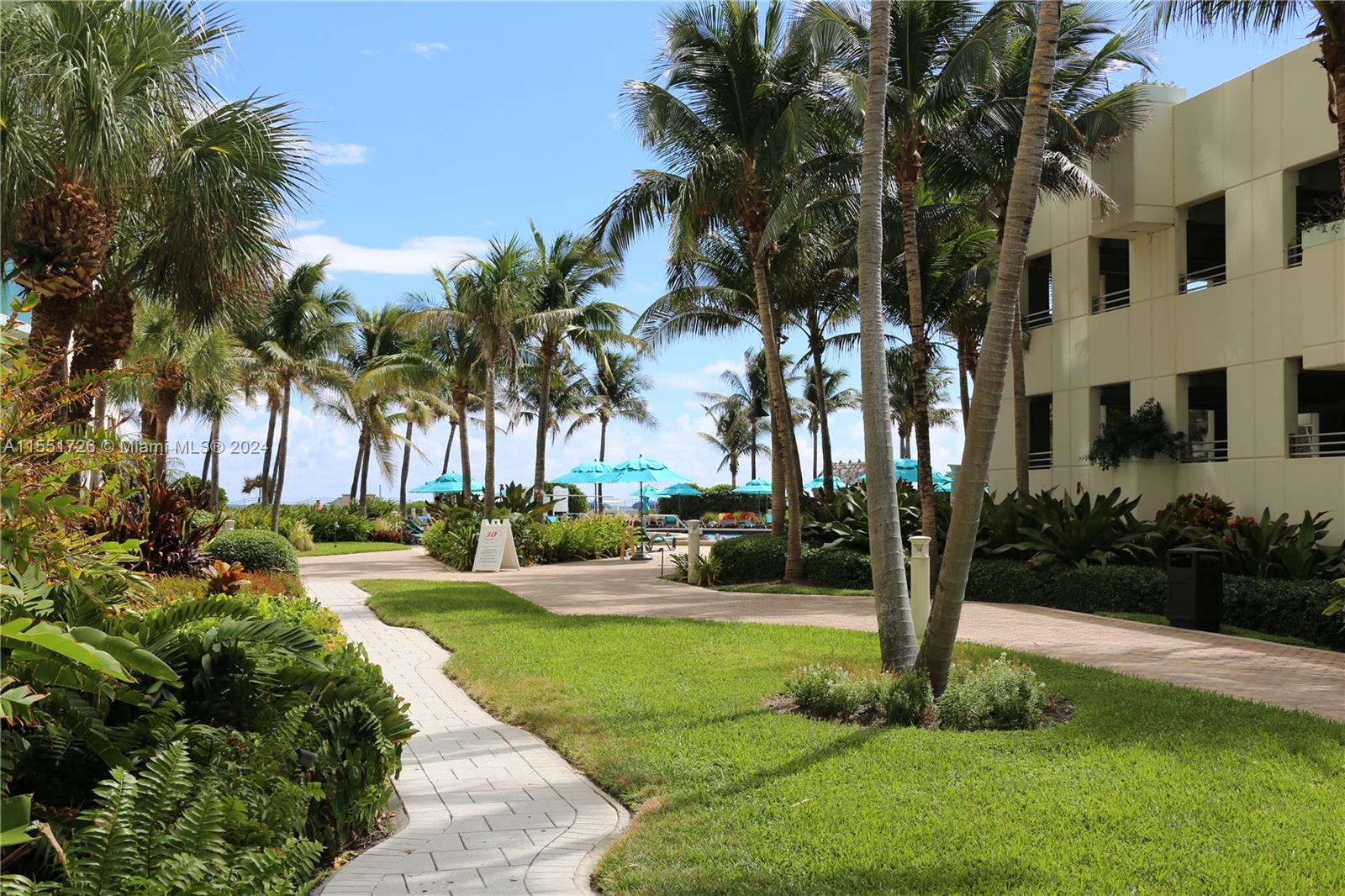 3901 S Ocean Dr # 11P