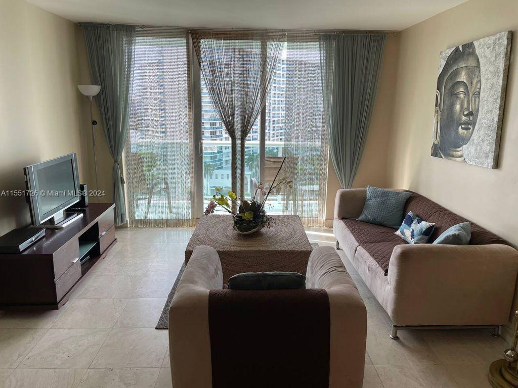 3901 S Ocean Dr # 11P