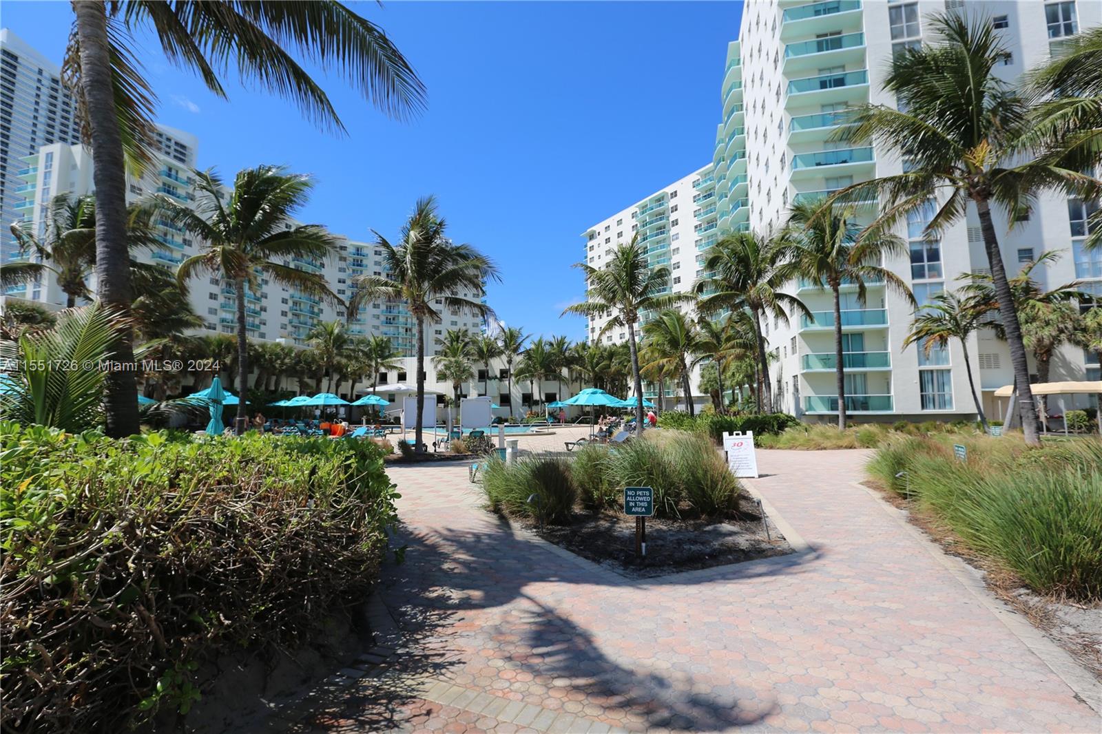 3901 S Ocean Dr # 11P