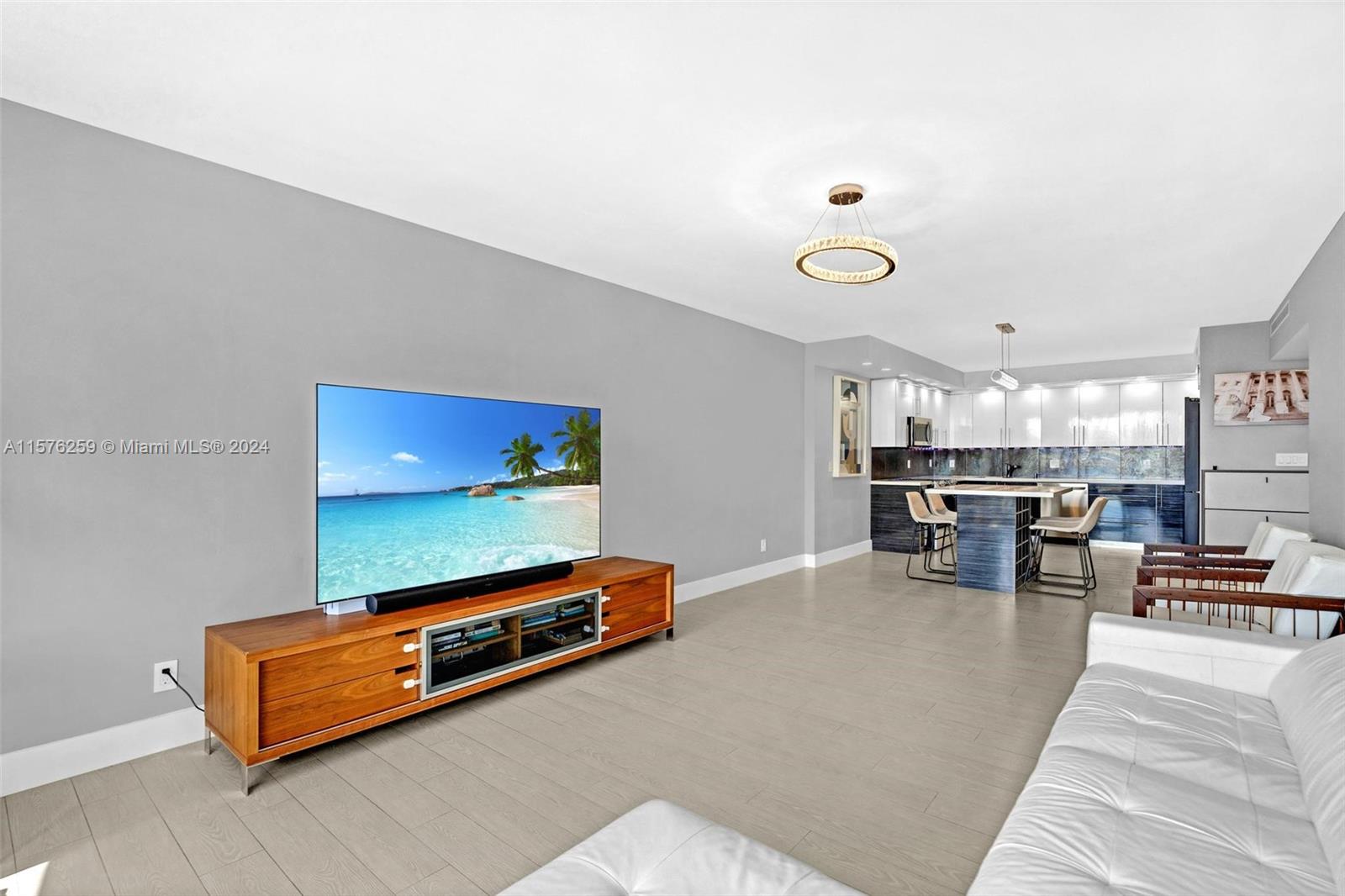 19390 Collins Ave # 701