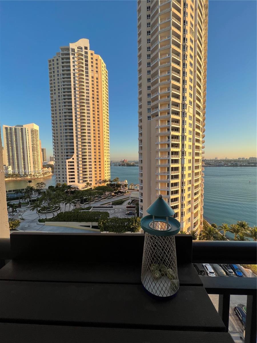 540 N Brickell Key Dr # 1624