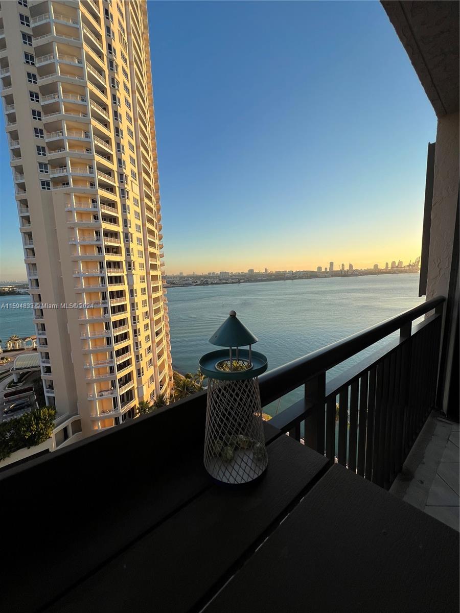 540 N Brickell Key Dr # 1624