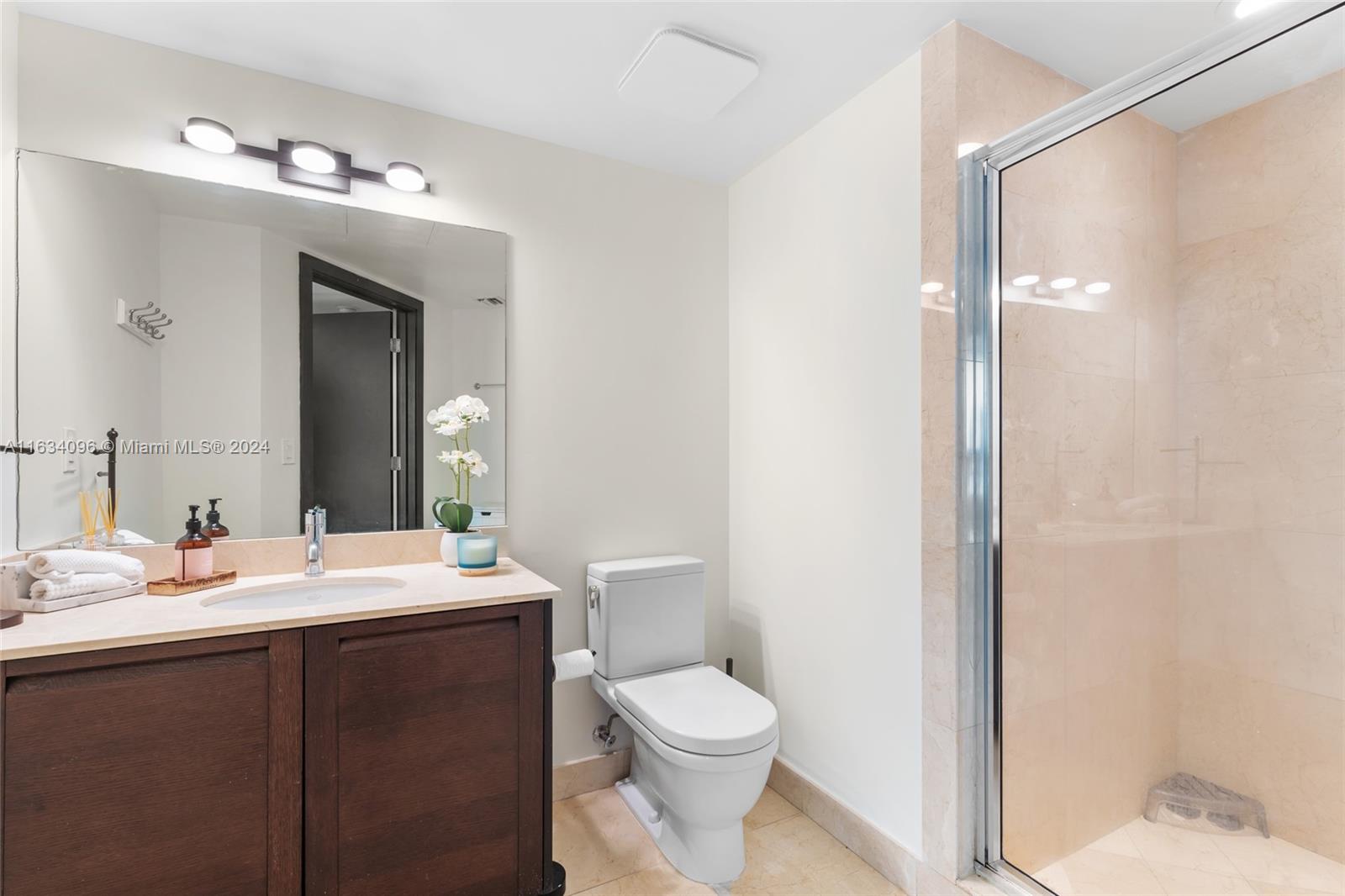 150 Sunny Isles Blvd Unit: 1601 (3 months min)