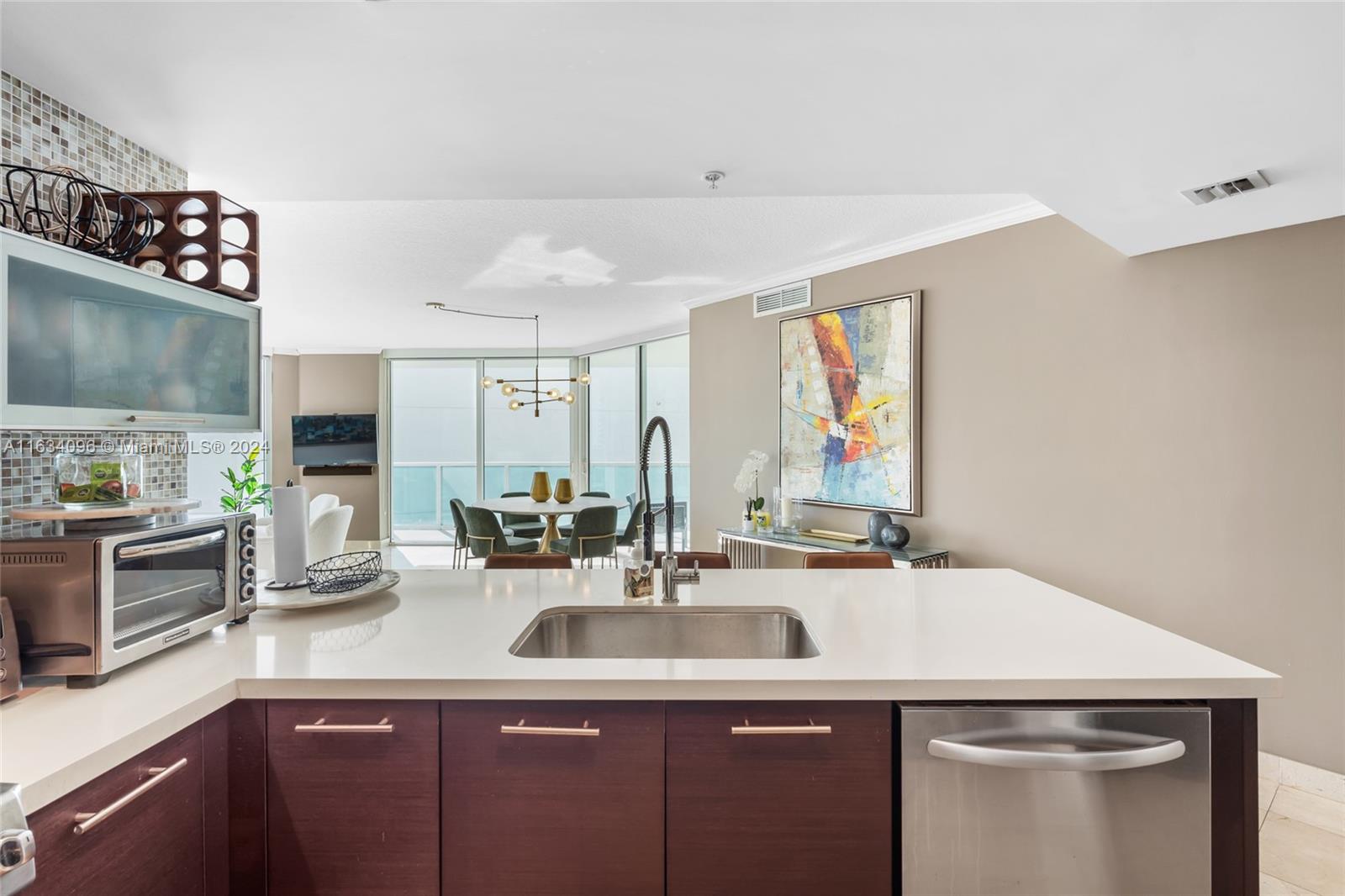 150 Sunny Isles Blvd Unit: 1601 (3 months min)