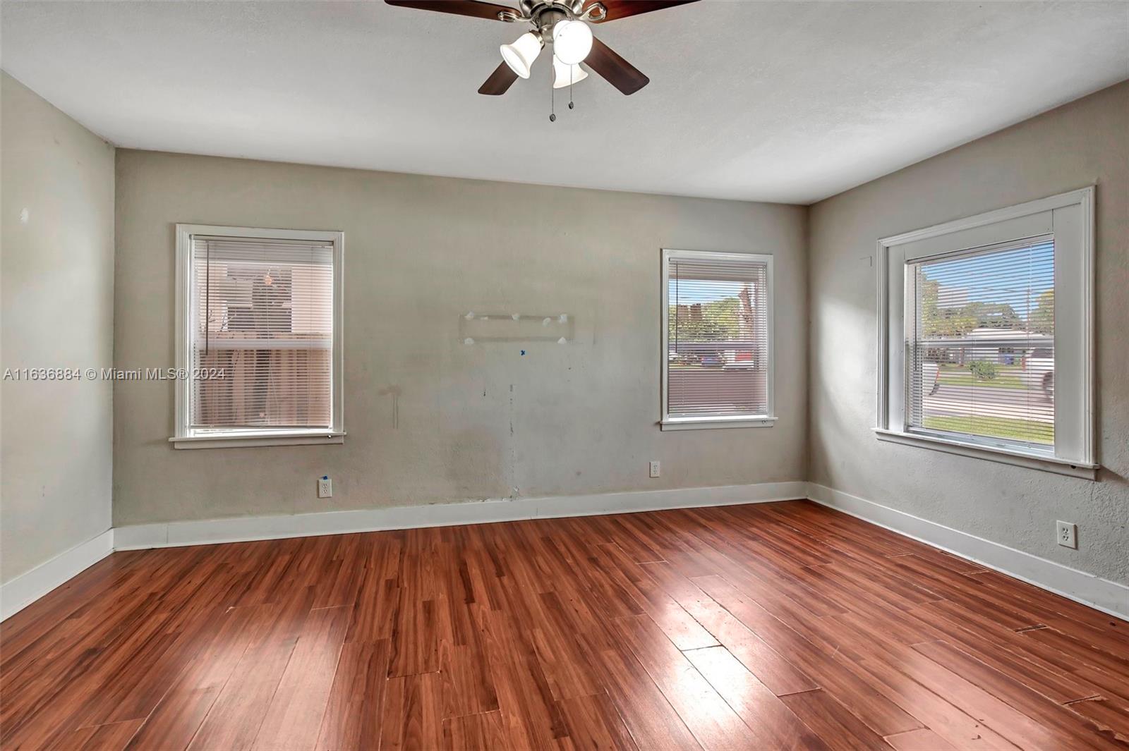 204 SW 2nd Ave