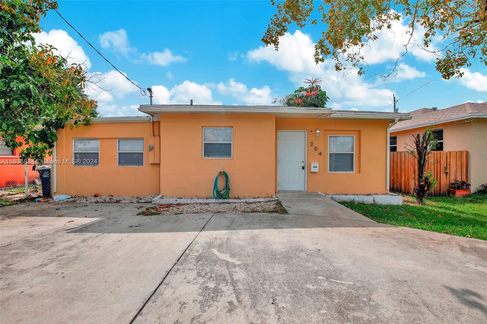 204 SW 2nd Ave