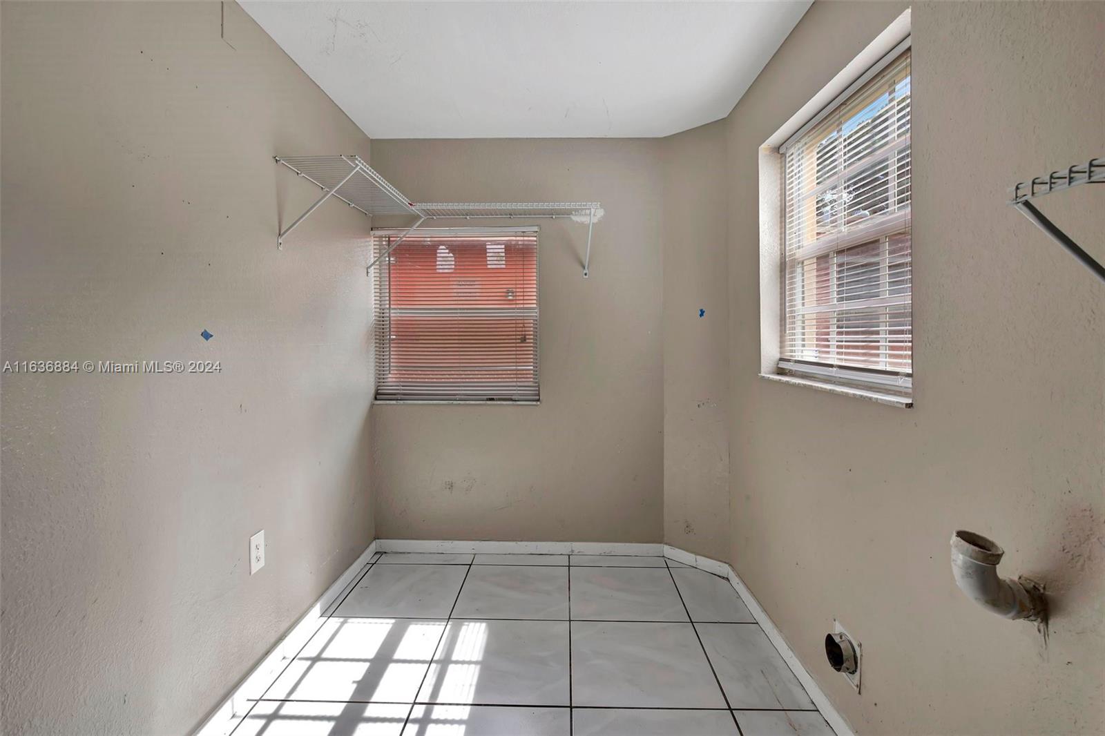 204 SW 2nd Ave