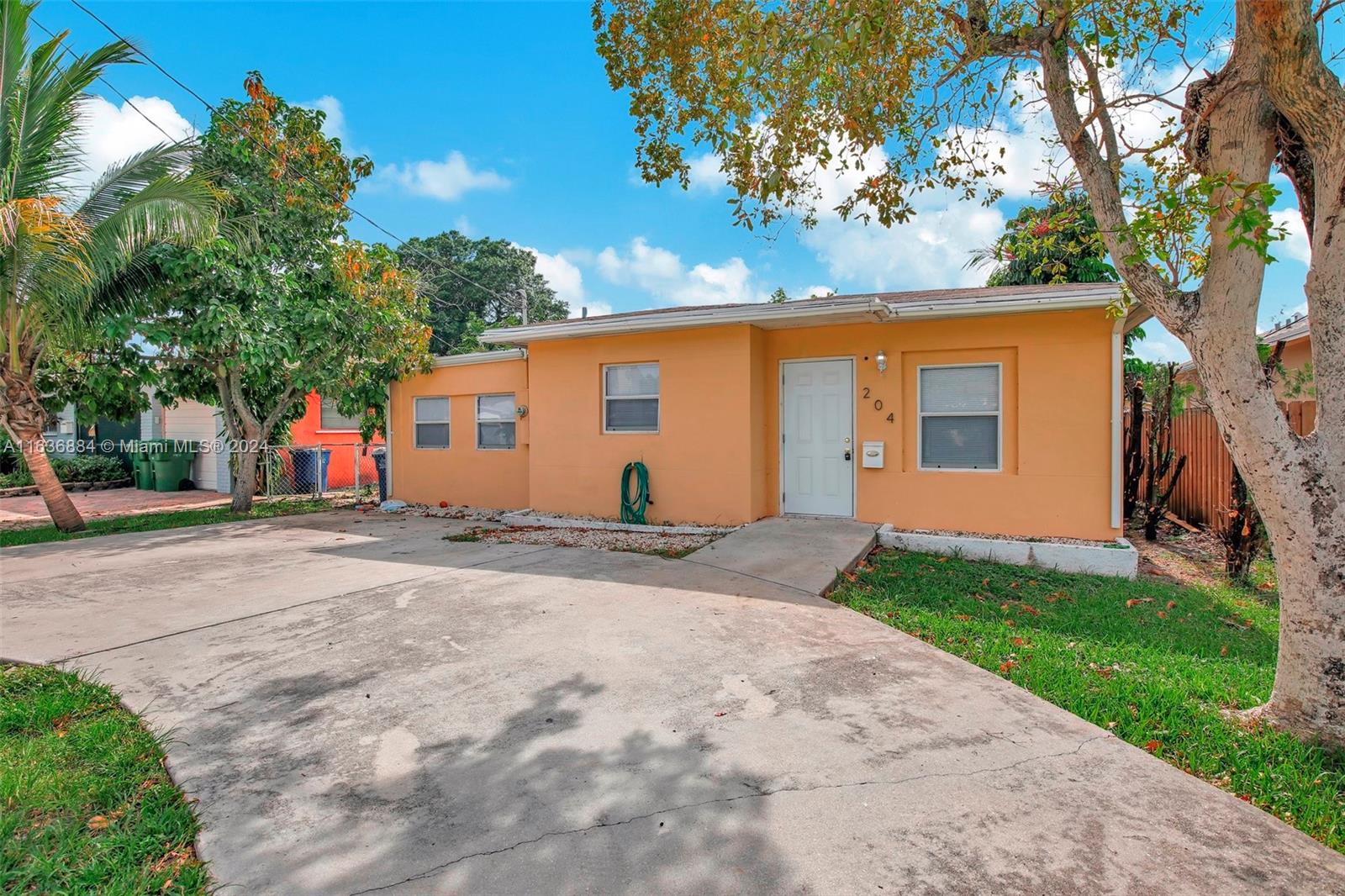 204 SW 2nd Ave