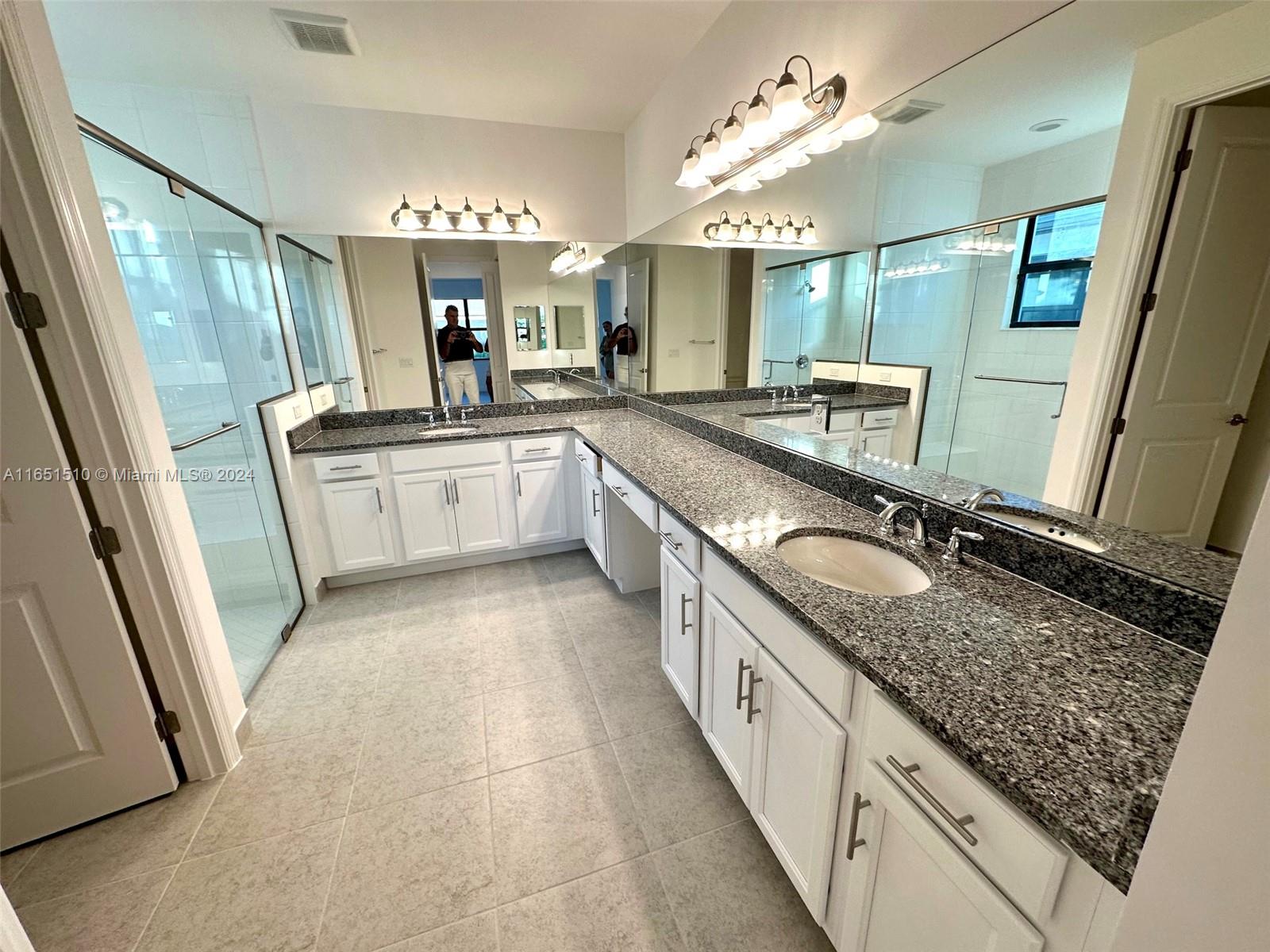 12555 SW Green Creek Dr, Port St. Lucie