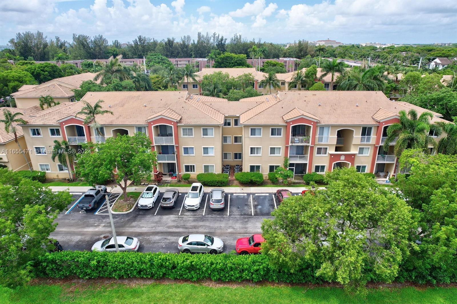 7085 Nova Dr # 321