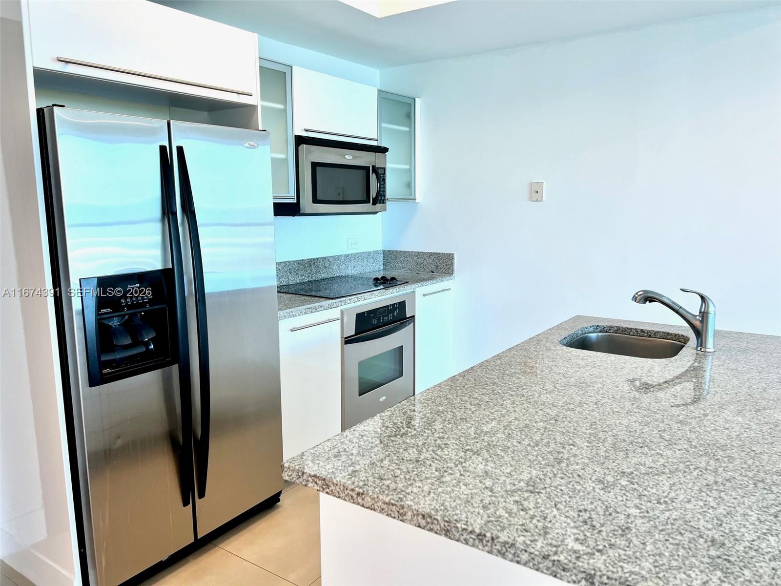 888 Biscayne Blvd # 1811