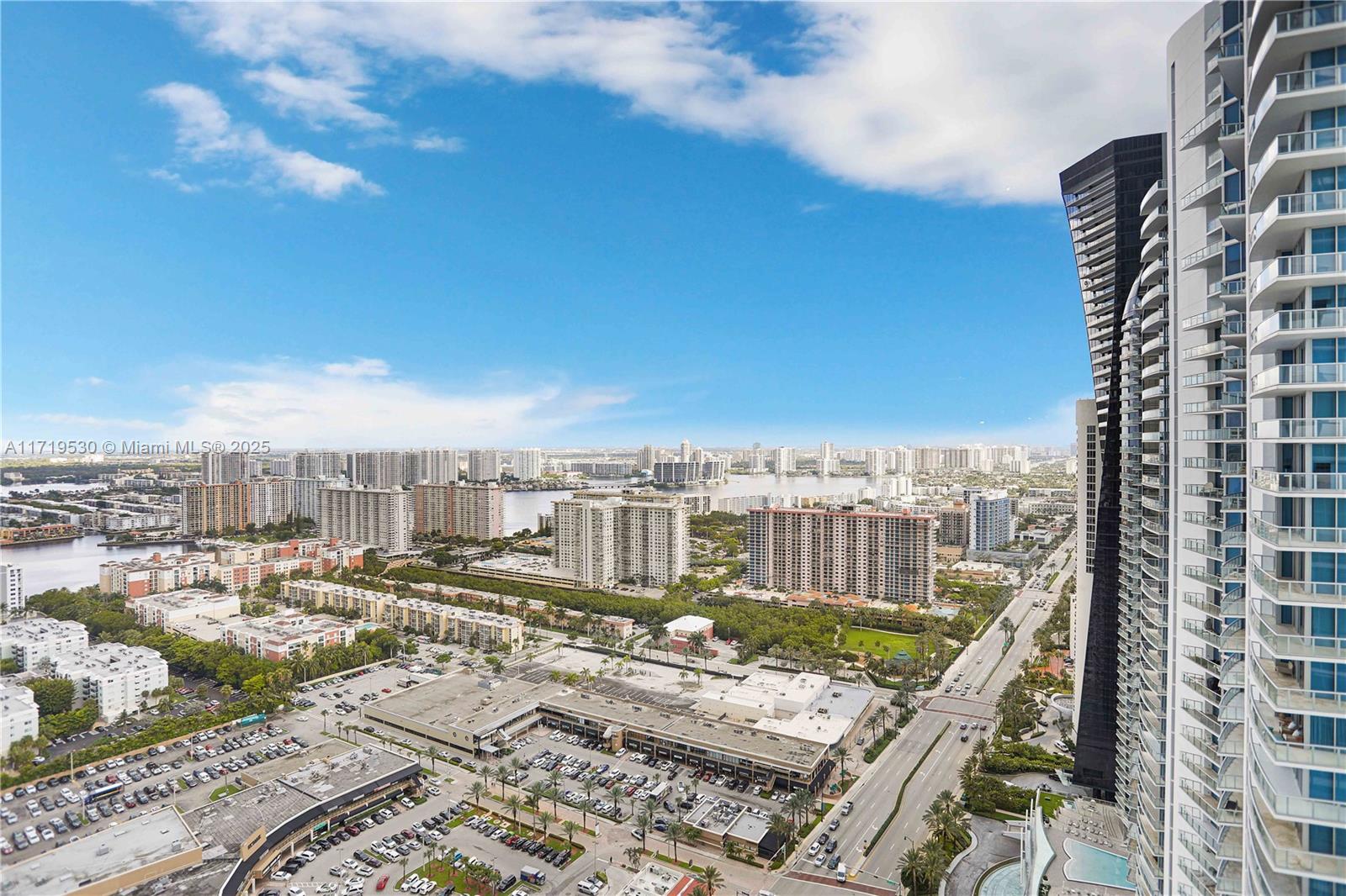 16901 Collins Ave # 3403