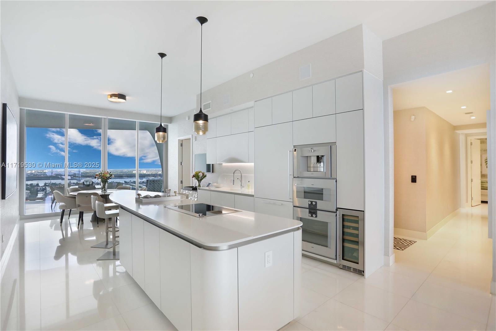 16901 Collins Ave # 3403