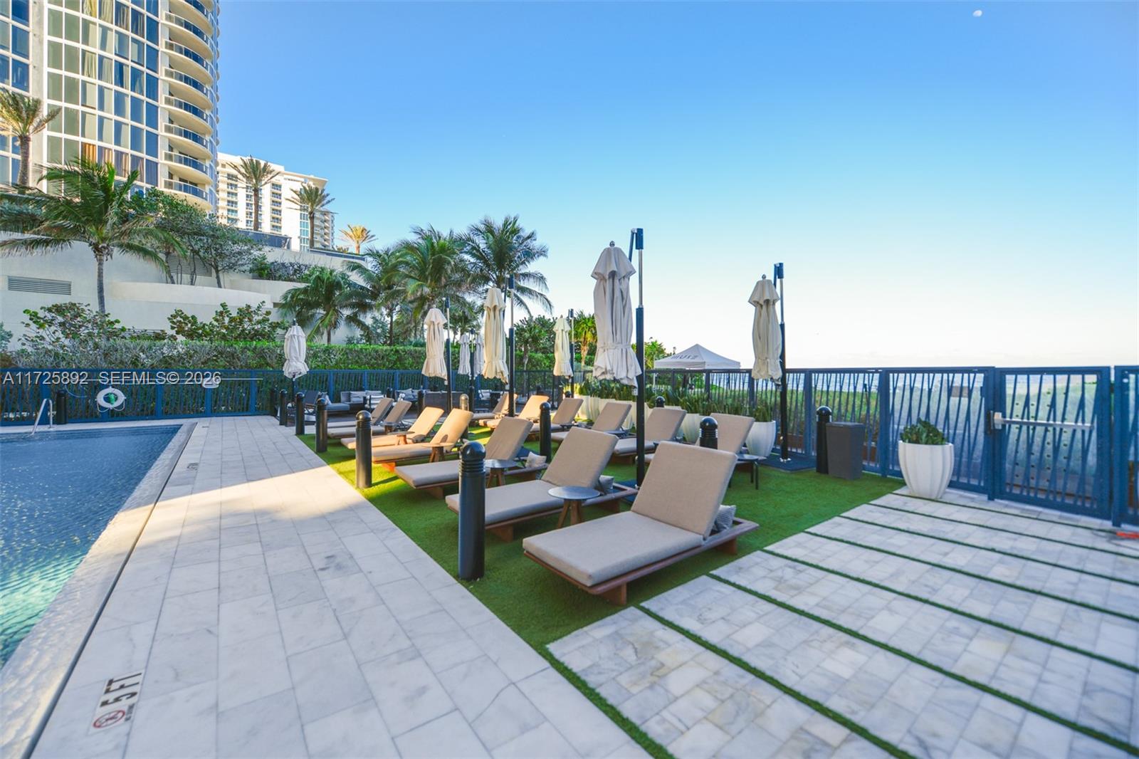 17141 Collins Ave # 3602