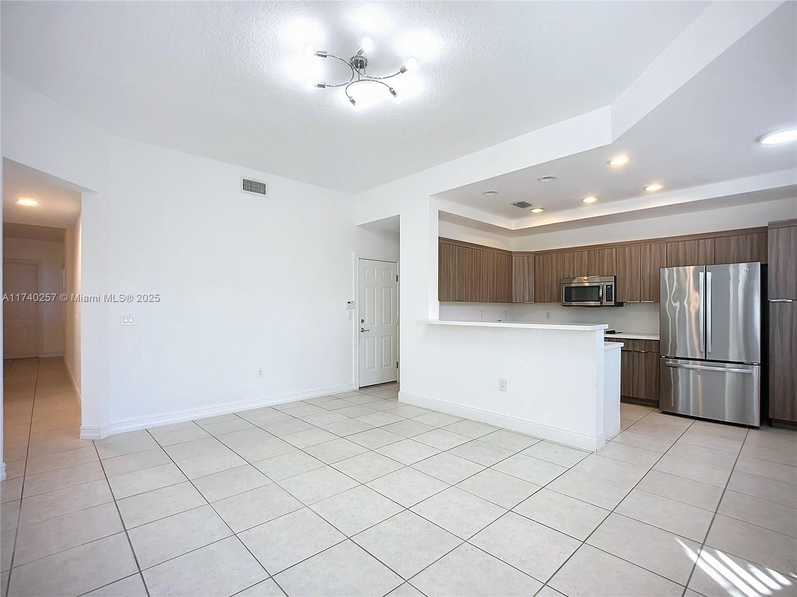 3102 NE 210th Ter # 3102