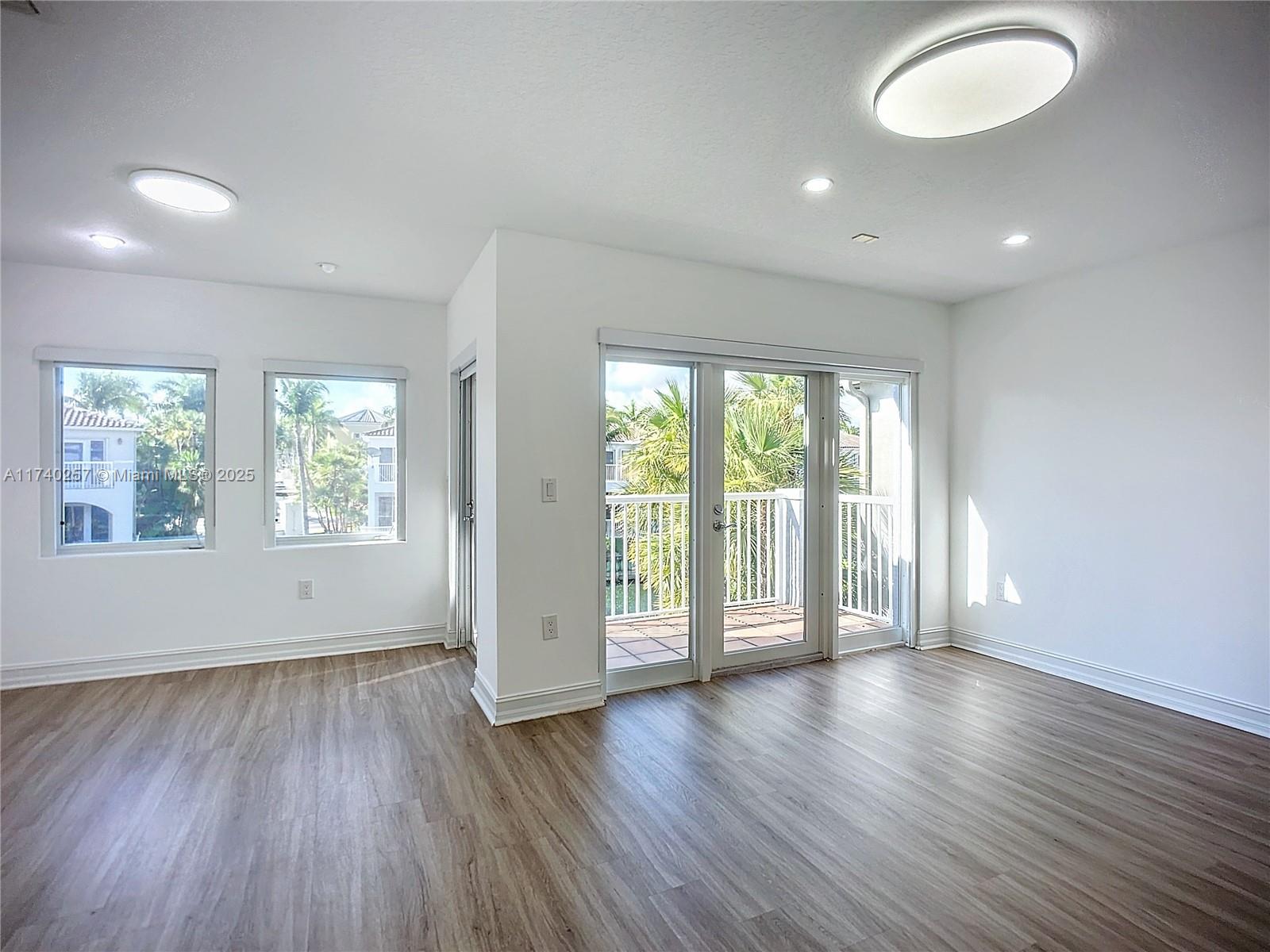 3102 NE 210th Ter # 3102