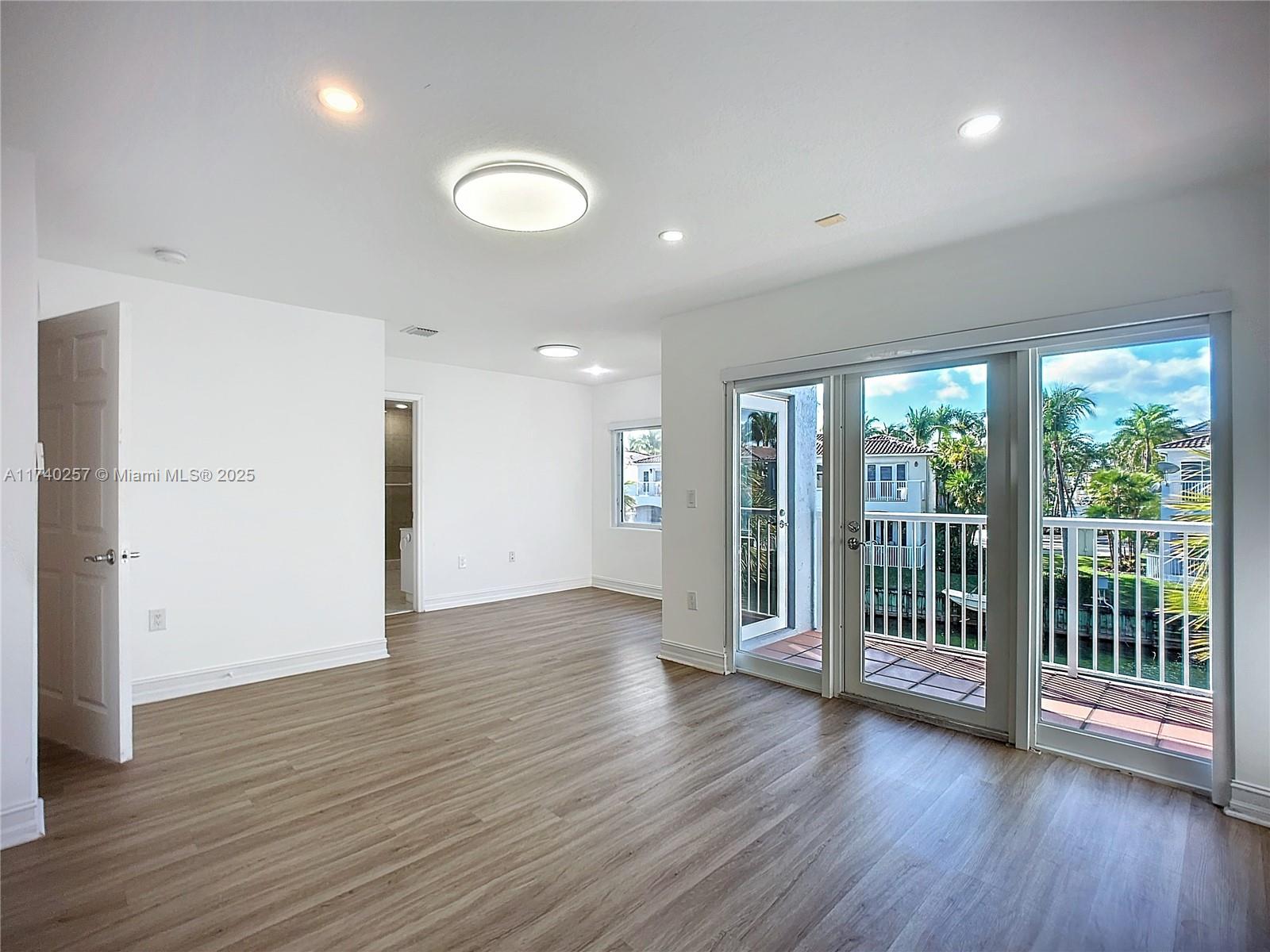 3102 NE 210th Ter # 3102