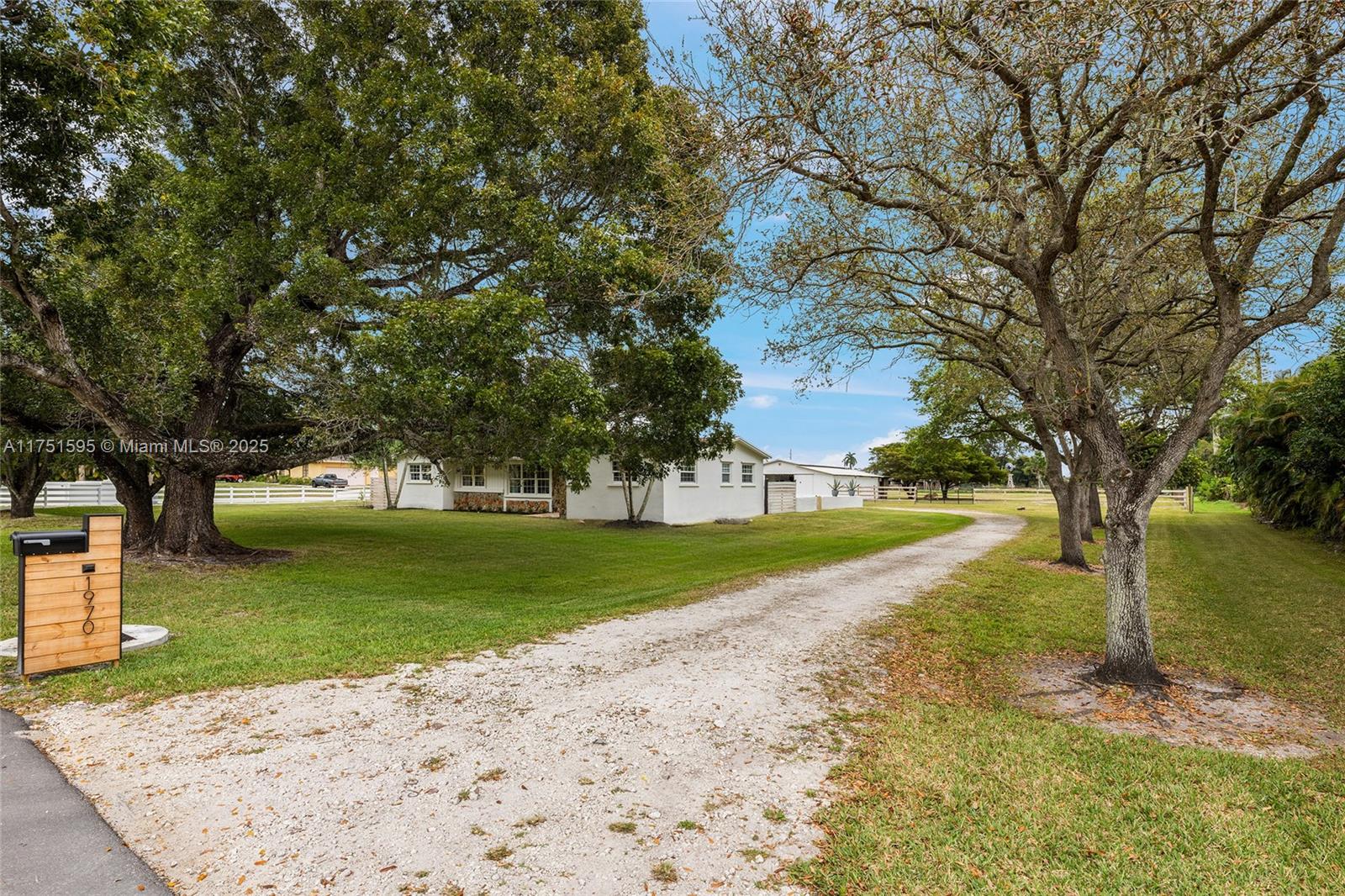 1970 SW 115th Ave