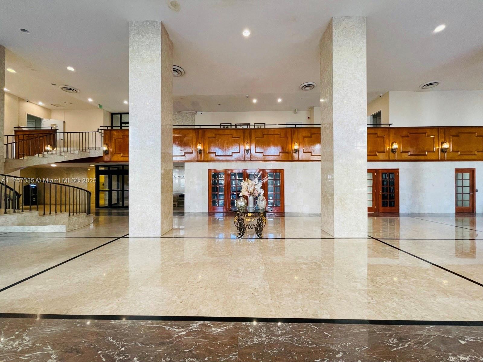 5601 Collins Ave # 7B Unit: CU-7B