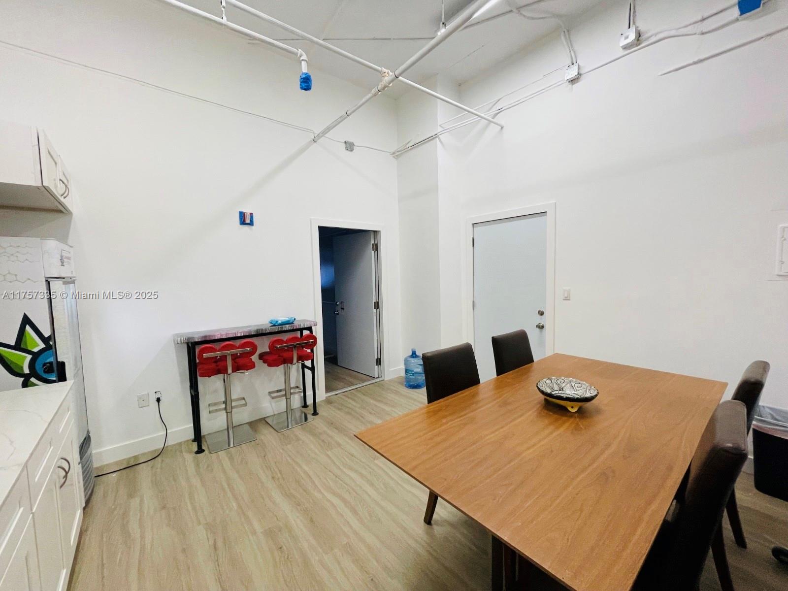 5601 Collins Ave # 7B Unit: CU-7B