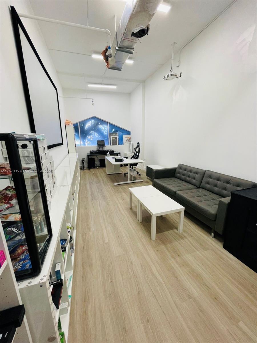 5601 Collins Ave # 7B Unit: CU-7B