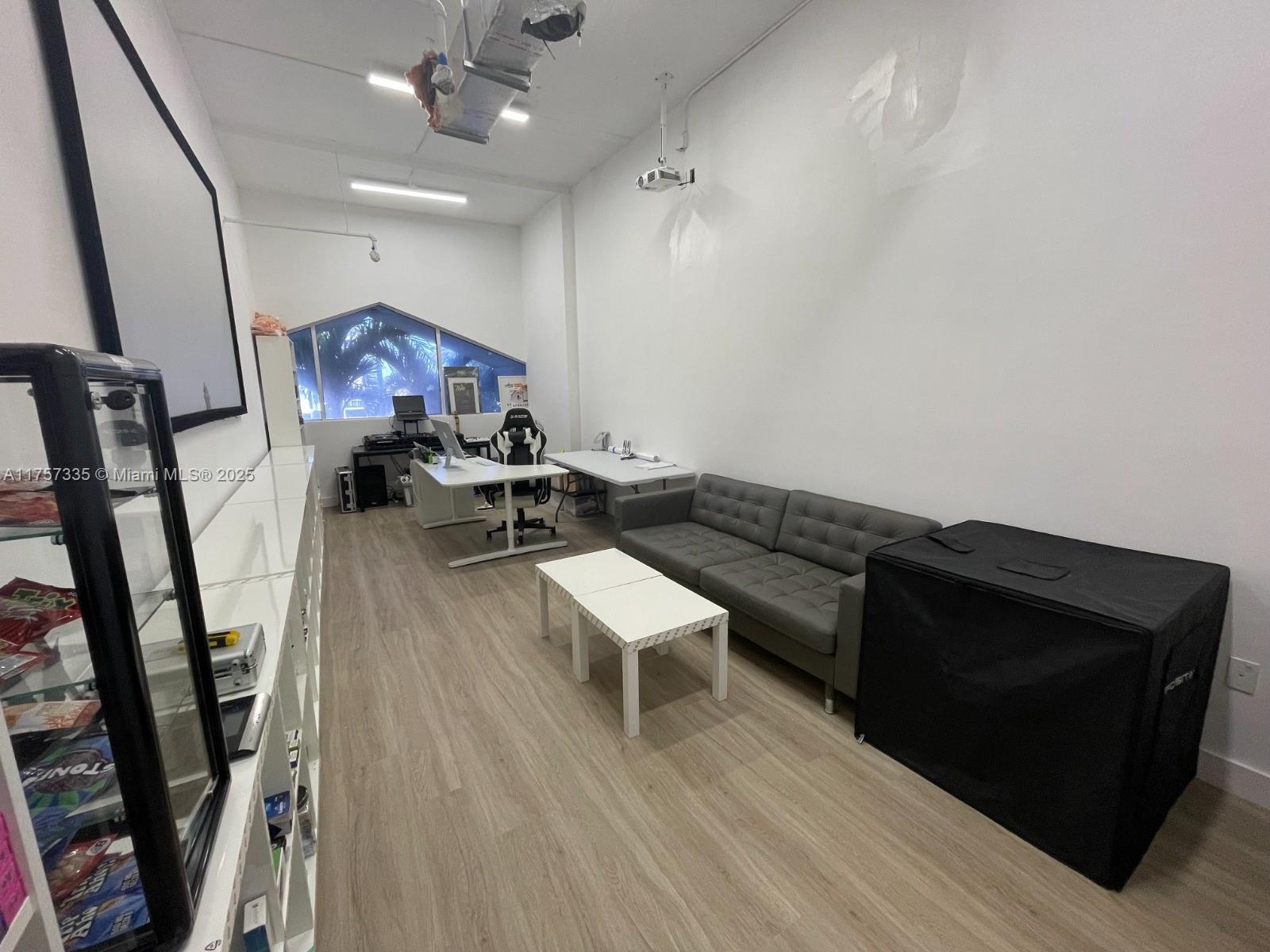 5601 Collins Ave # 7B Unit: CU-7B