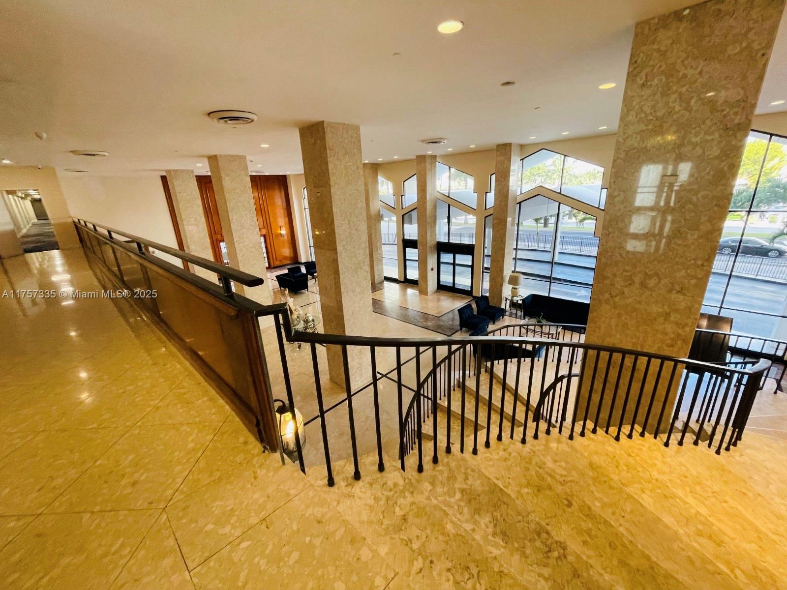 5601 Collins Ave # 7B Unit: CU-7B