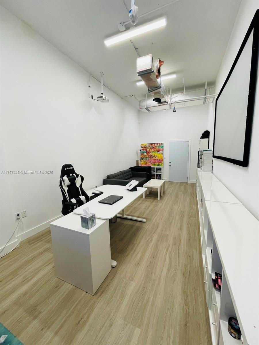 5601 Collins Ave # 7B Unit: CU-7B