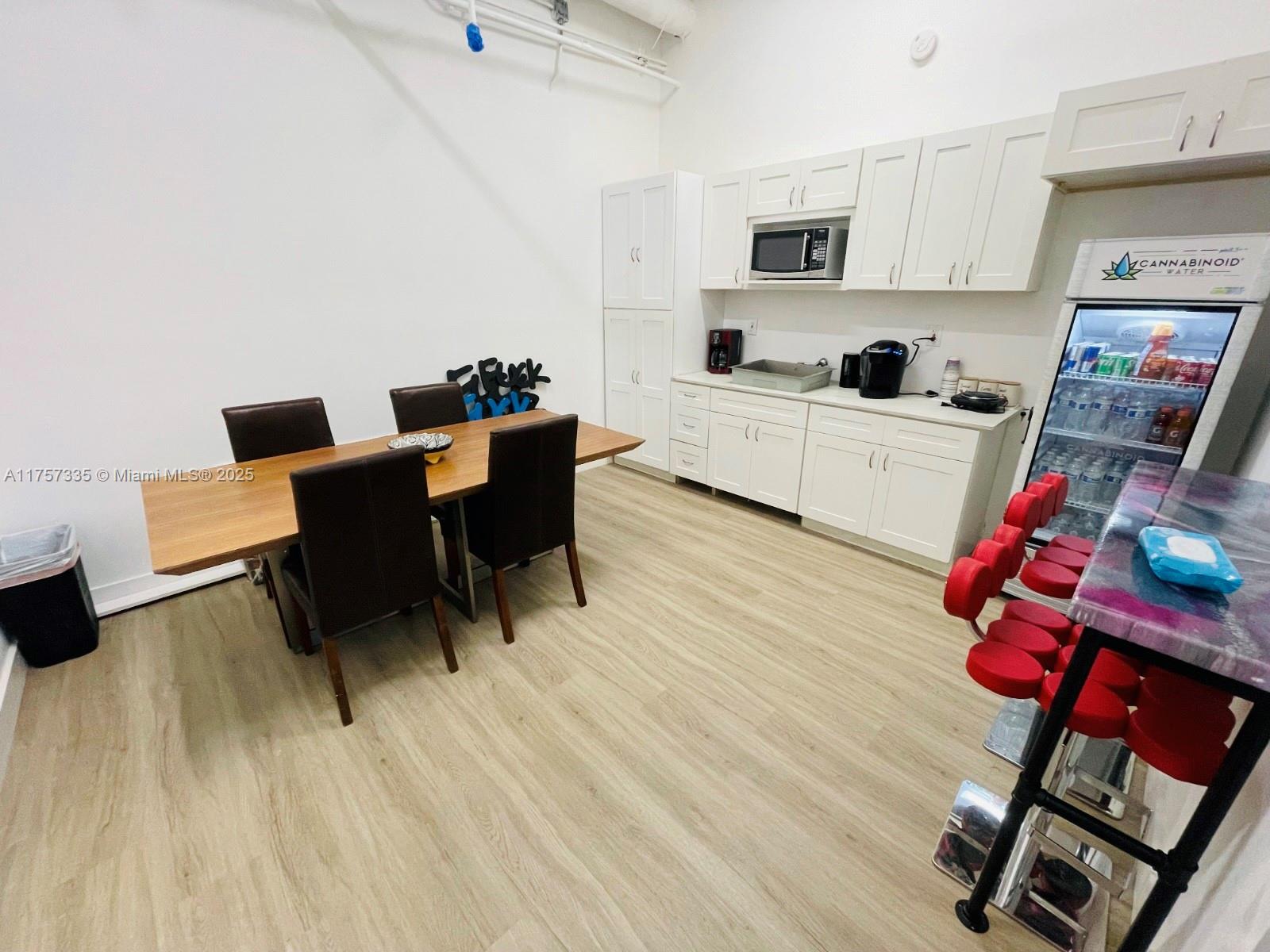 5601 Collins Ave # 7B Unit: CU-7B