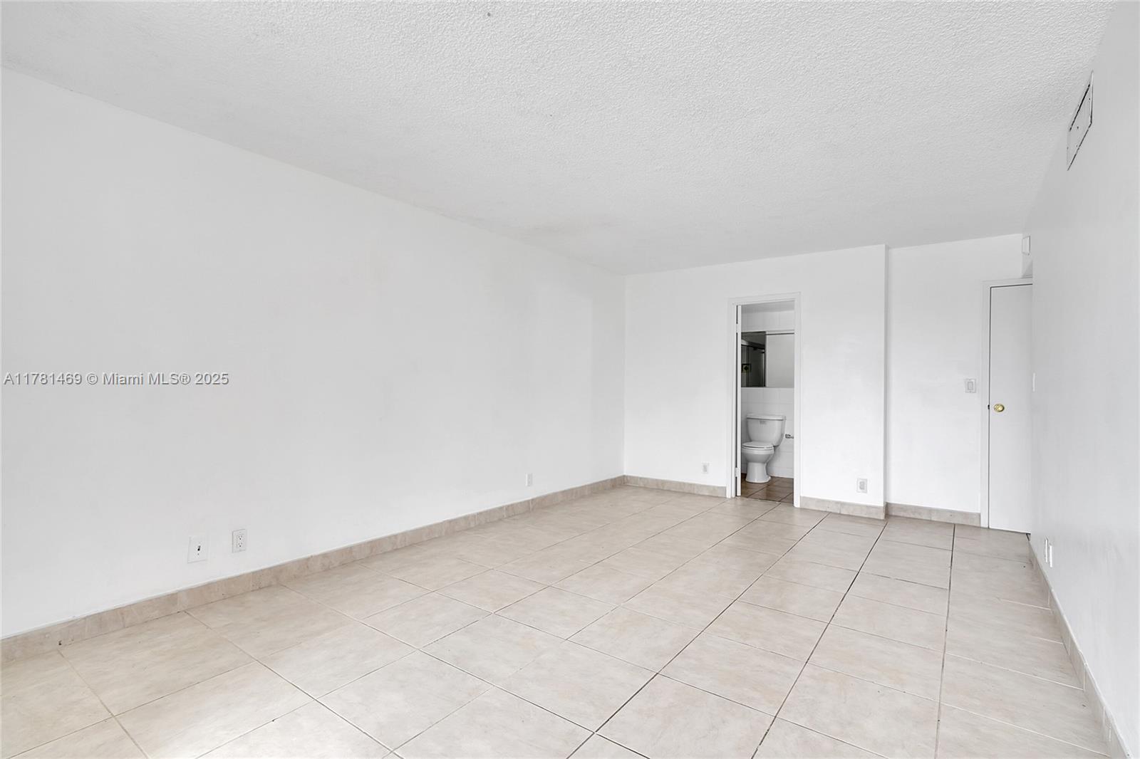 2001 Atlantic Shores Blvd # 220