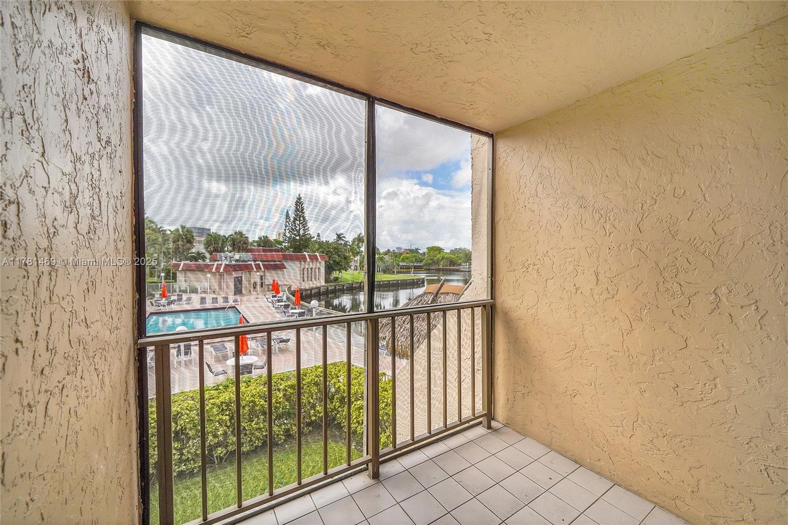 2001 Atlantic Shores Blvd # 220
