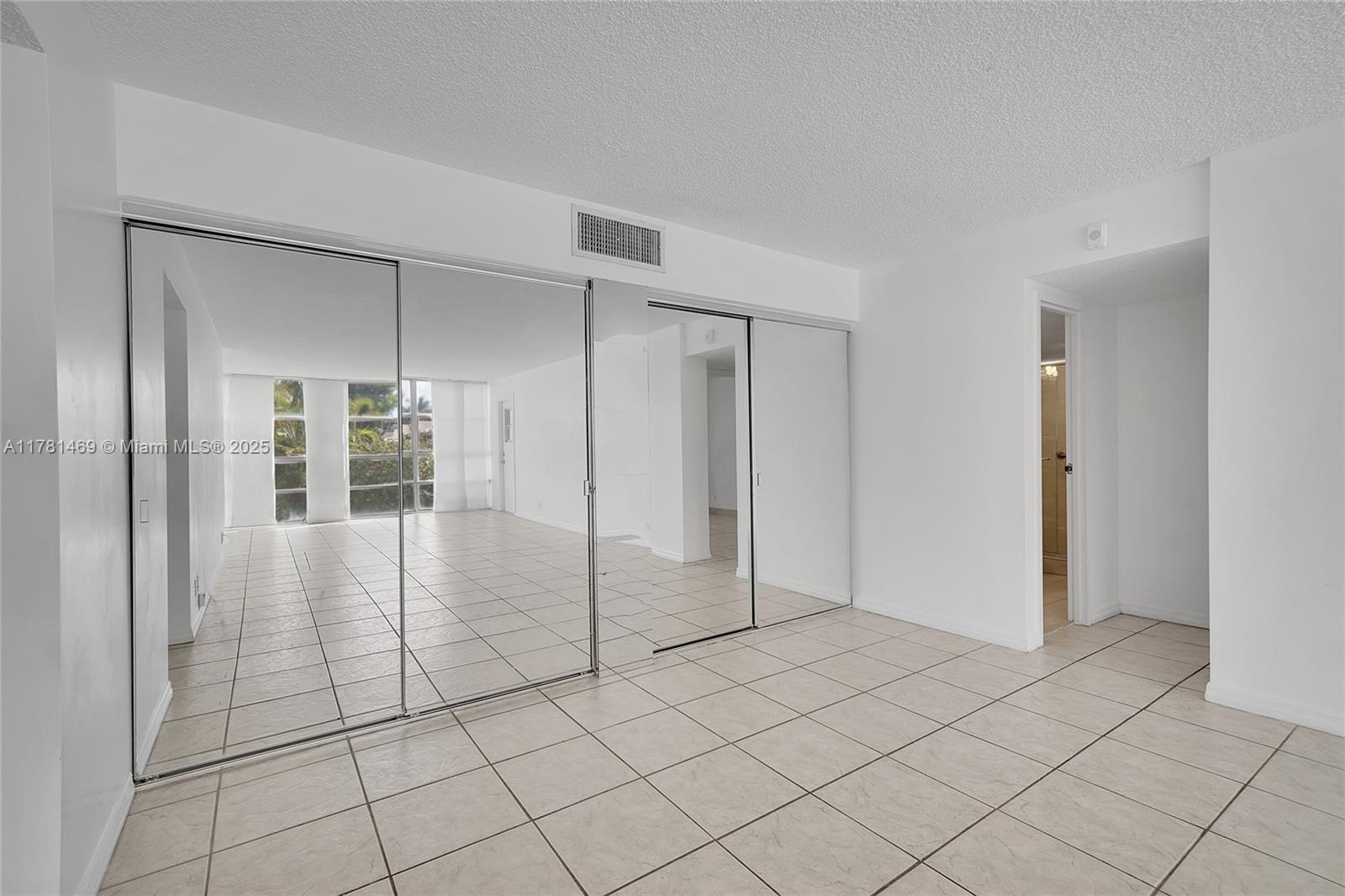 2001 Atlantic Shores Blvd # 220
