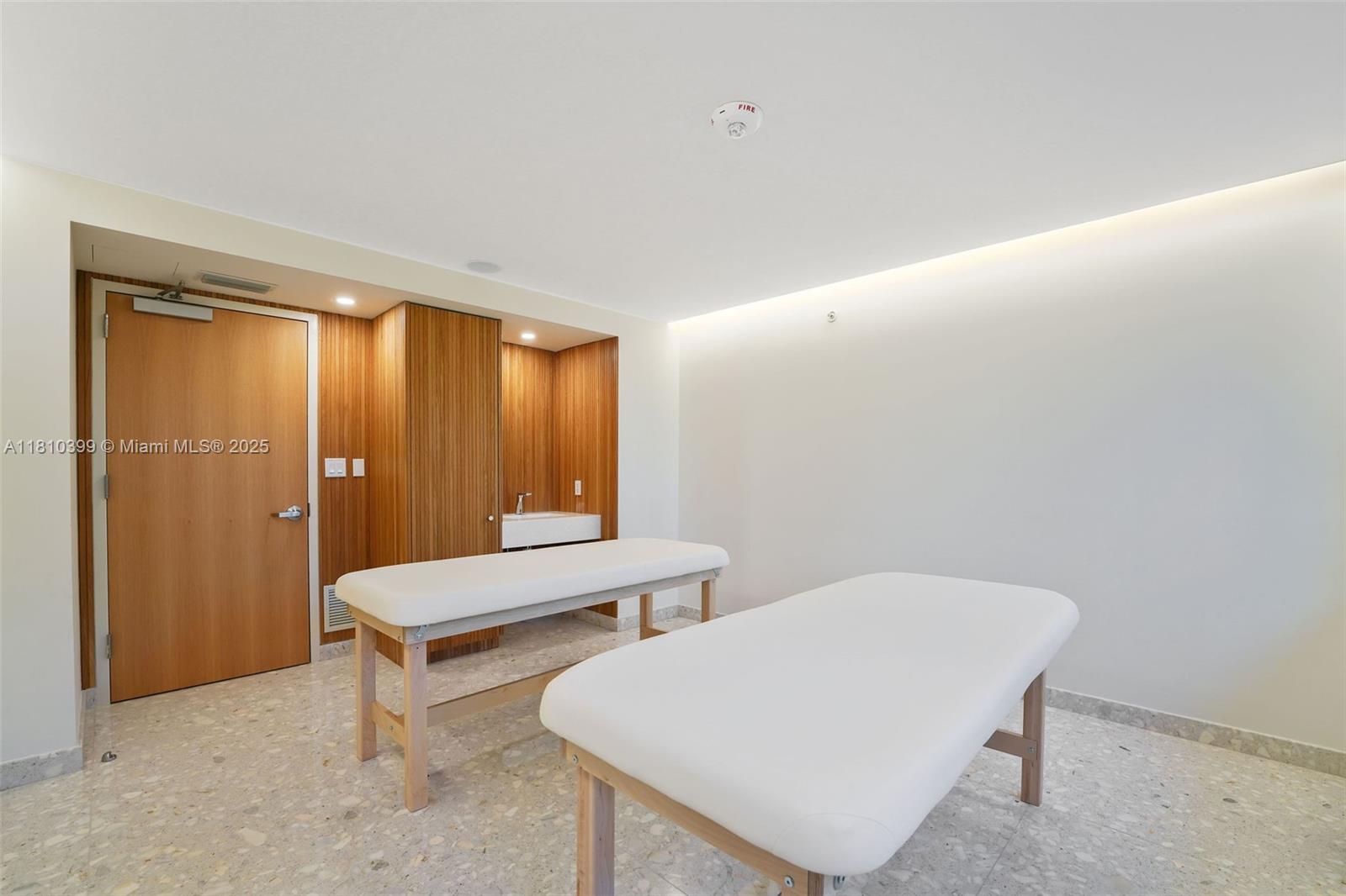 1500 Bay Rd # 0910 Unit: N-0910
