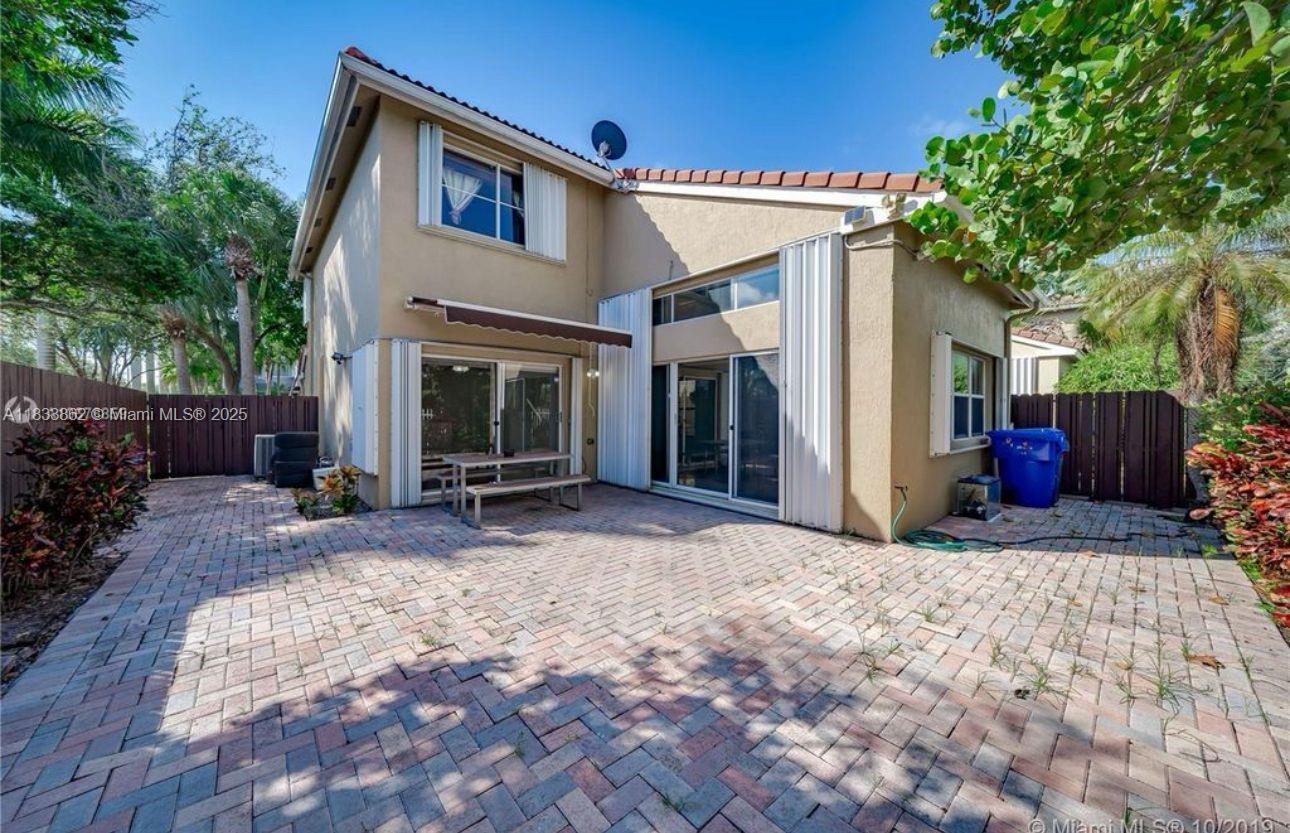 1125 Butternut Ln