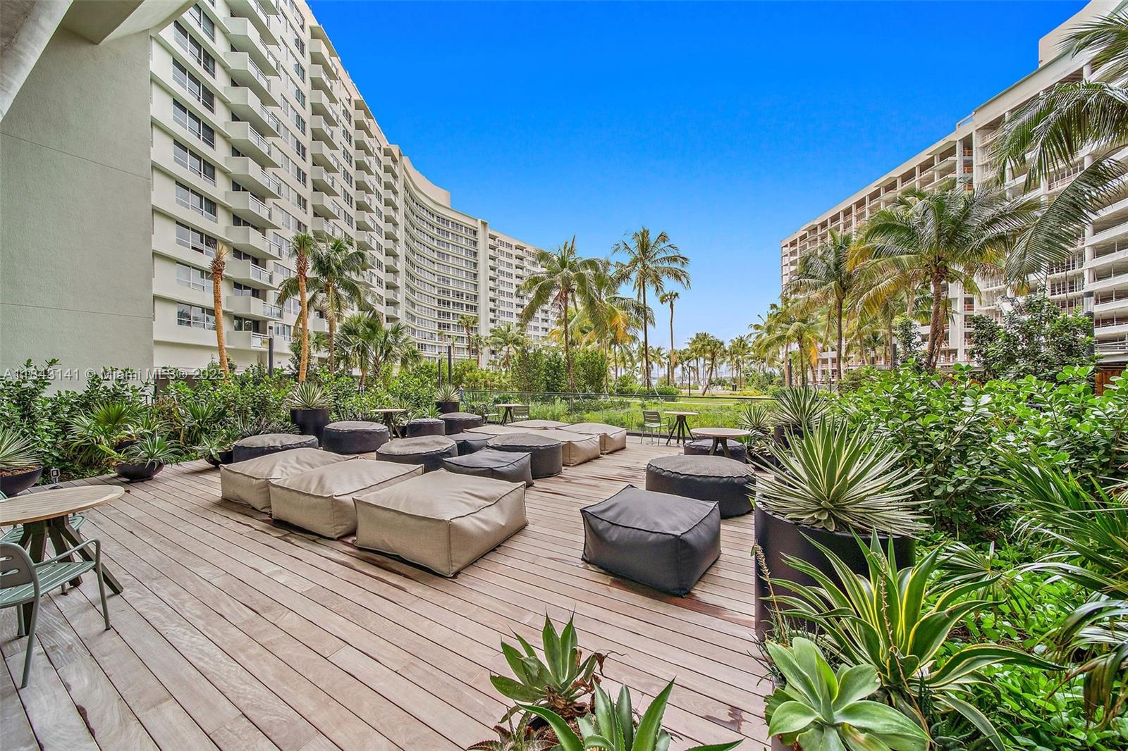 1500 Bay Rd # 0927 Unit: N-0927