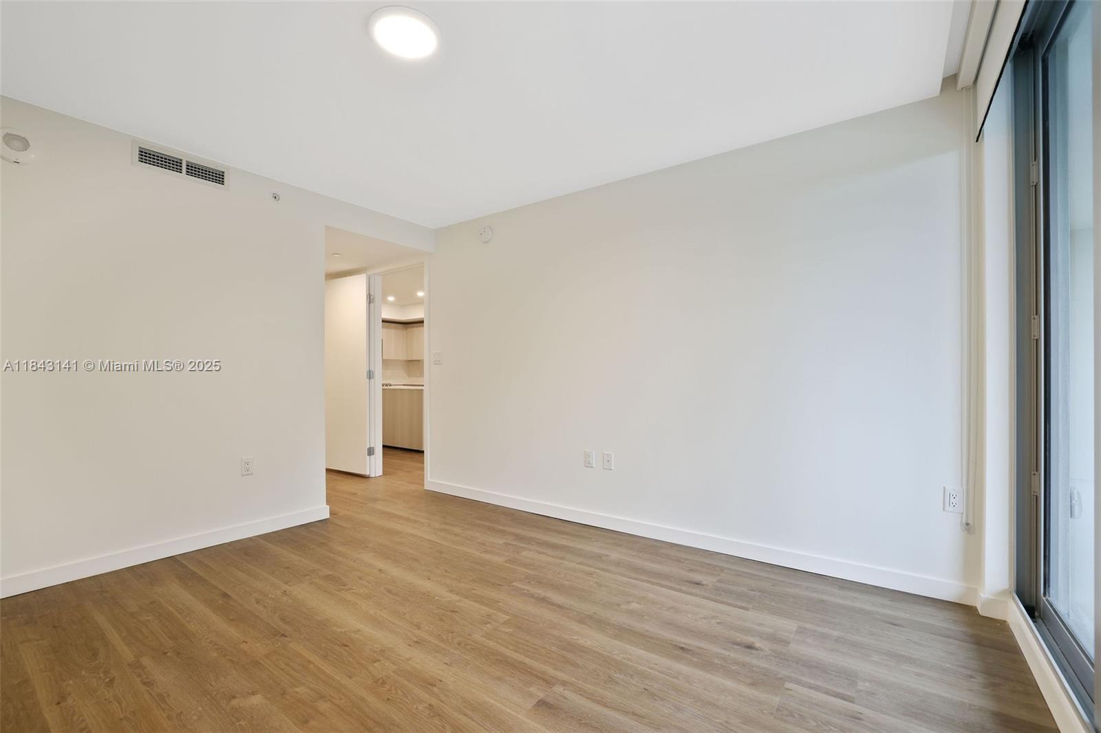 1500 Bay Rd # 0927 Unit: N-0927
