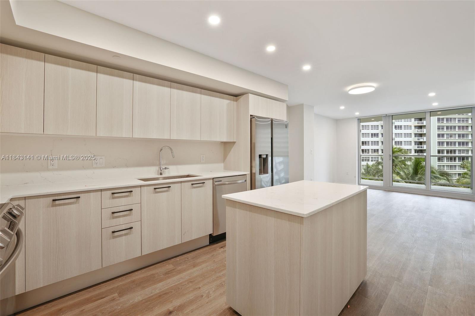 1500 Bay Rd # 0927 Unit: N-0927
