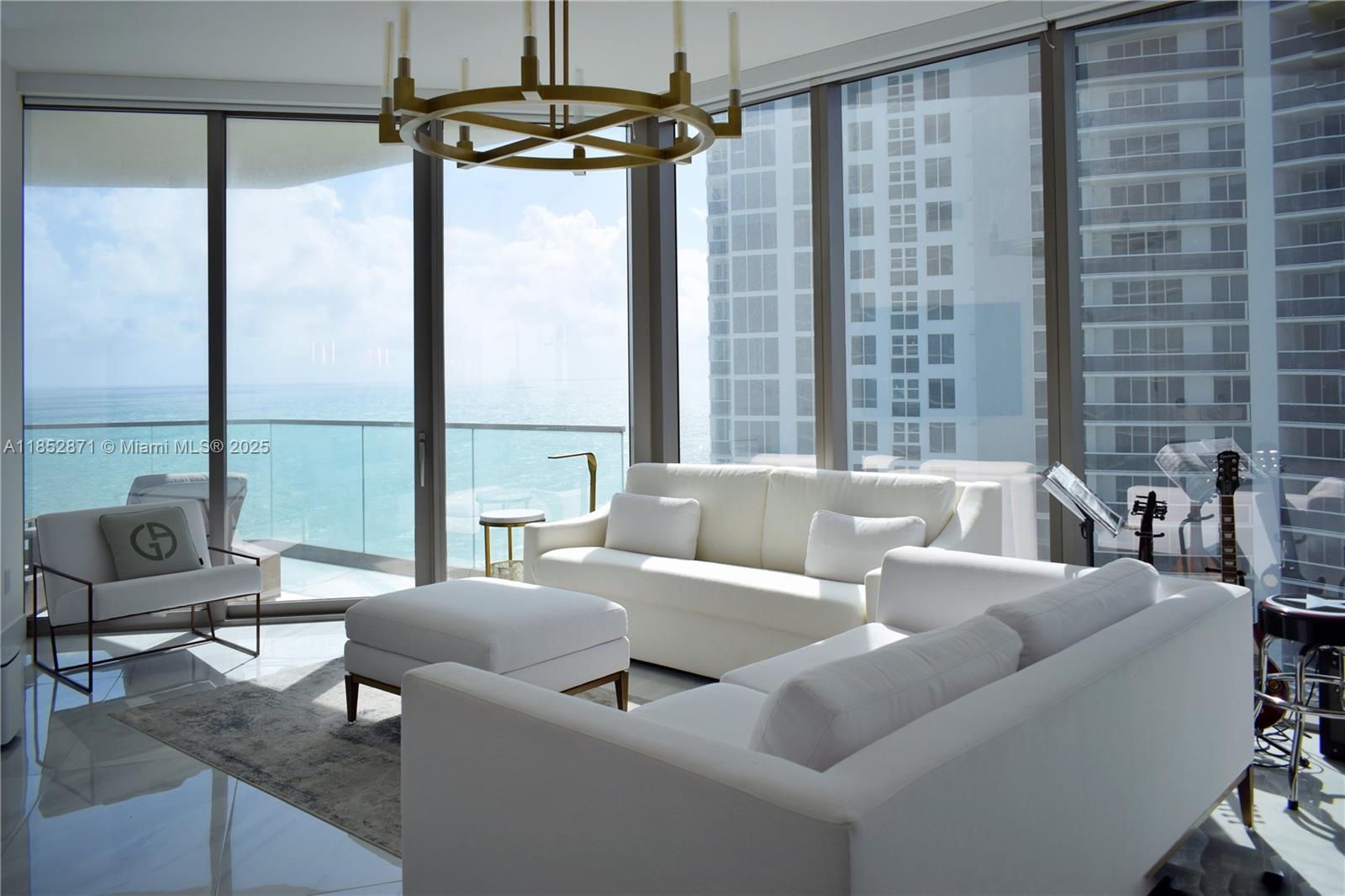 18975 Collins Ave # 1804