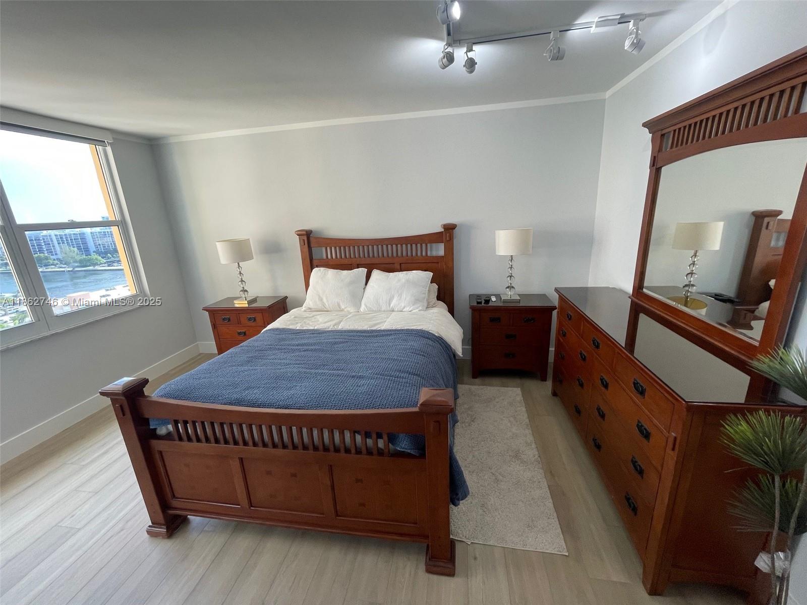 2501 S Ocean Dr Unit: 1233 (Available NOW)