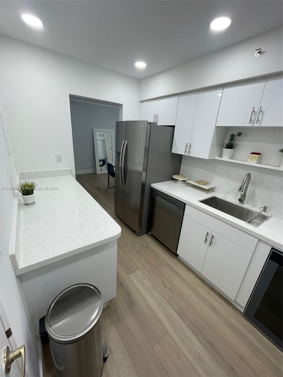 2501 S Ocean Dr Unit: 1233 (Available NOW)